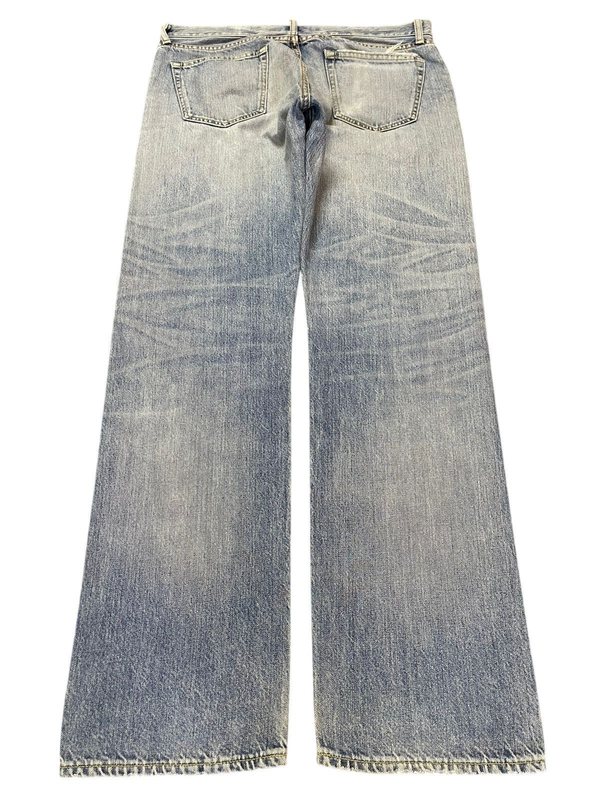 Uniqlo Vintage Japanese Uniqlo Blue Faded Wash Style Loose Jeans Size US 32 / EU 48 - 2 Thumbnail