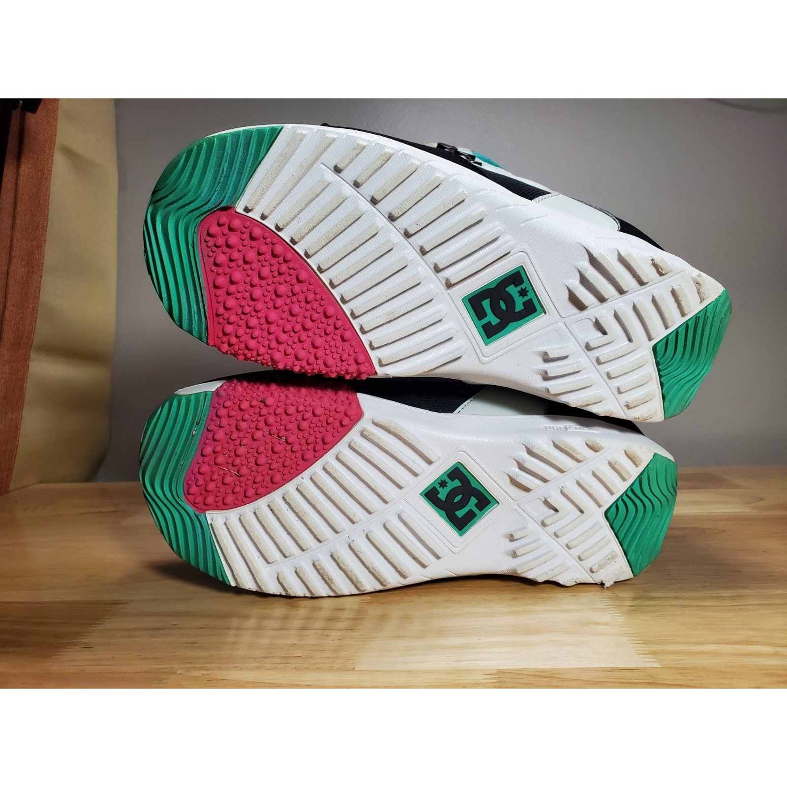 DC RARE DC Shoes Women's MISTY 2012 Snow Boots Snowboard Ski Size US 8.5 / IT 38.5 - 13 Thumbnail