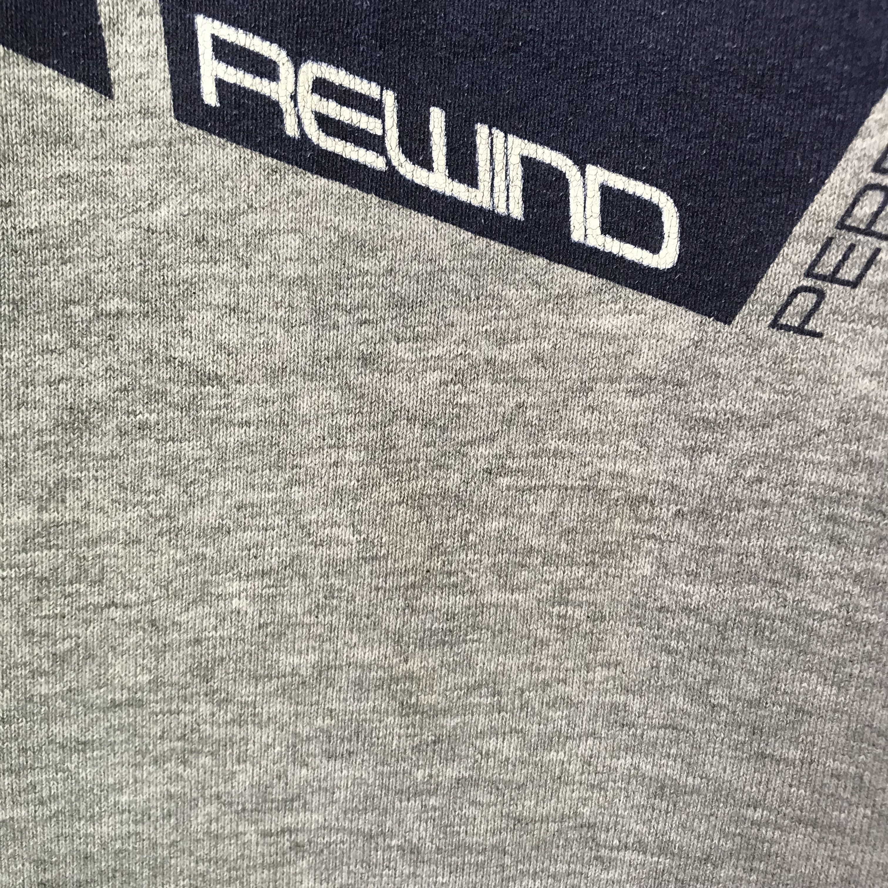 Vintage Vintage 90's Retro Rewind Graphic Grey Sweatshirt - 618 Size US L / EU 52-54 / 3 - 7 Thumbnail
