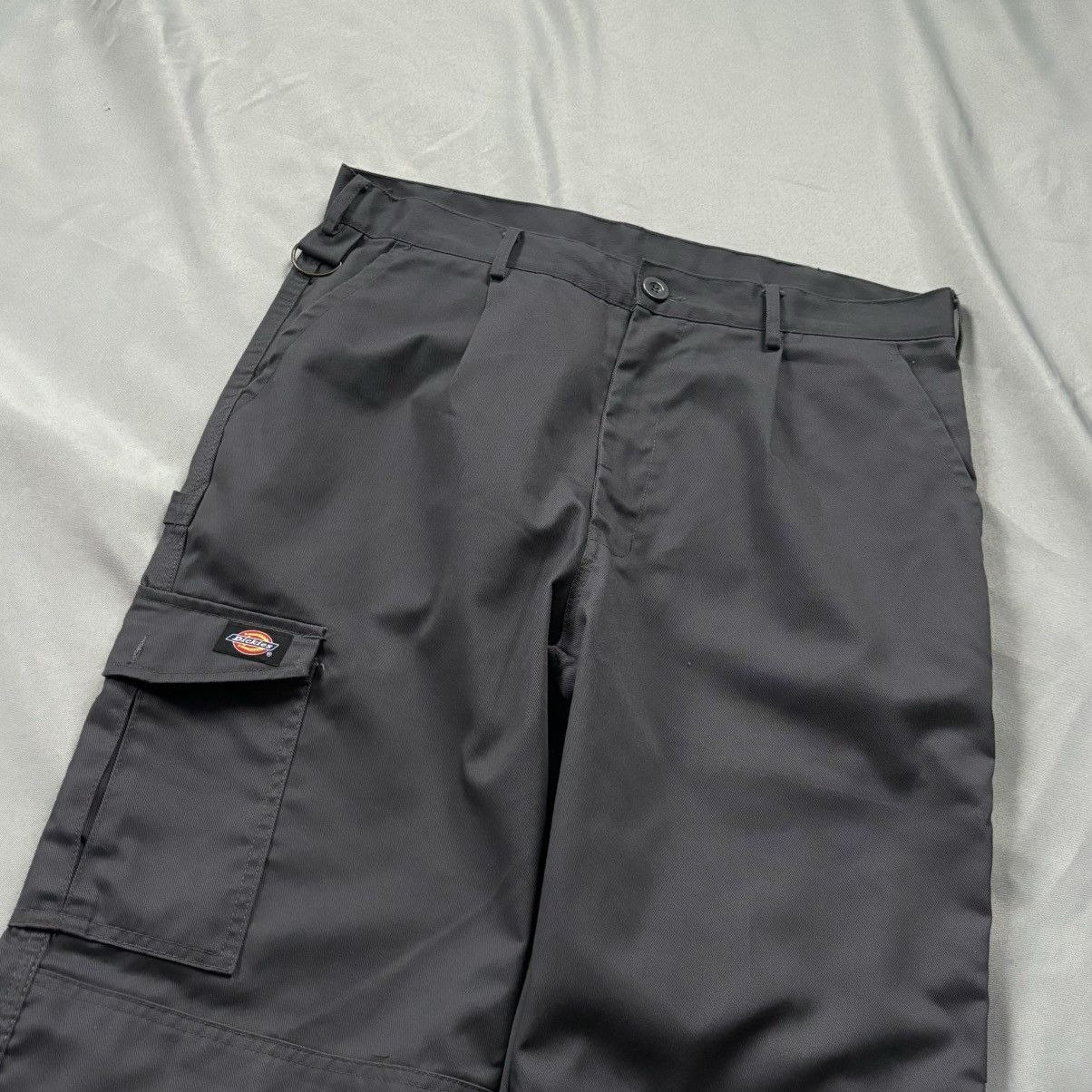Dickies Dickies cargo vintage pant size 34 streetwear workwear Size US 34 / EU 50 - 3 Thumbnail