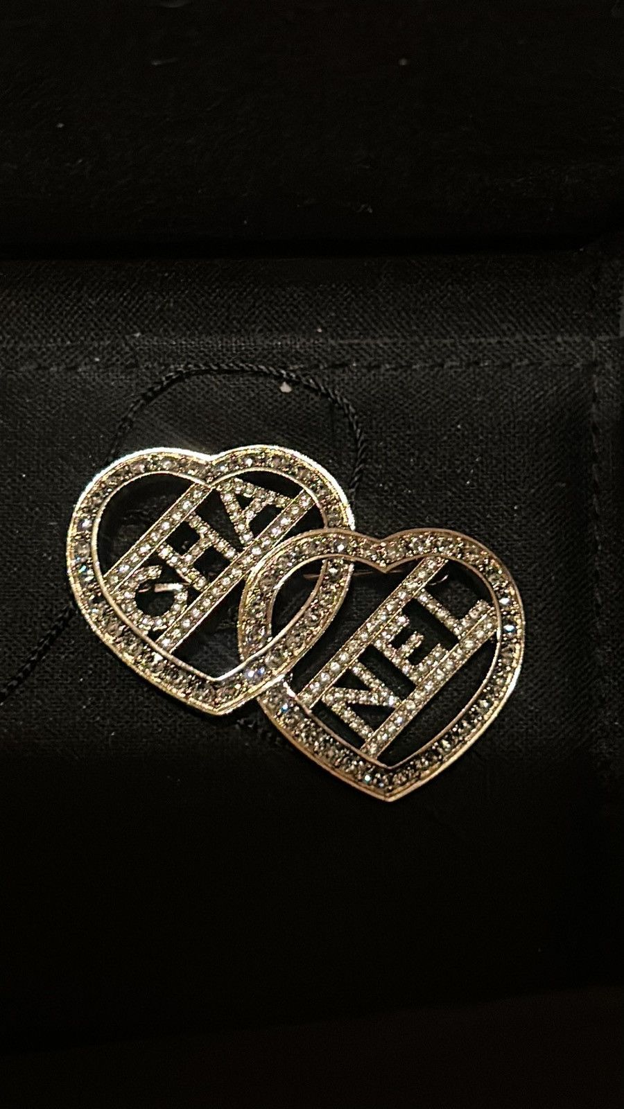 Chanel Chanel Crystal Double Heart Logo Brooch Silver C23B Size ONE SIZE - 2 Thumbnail