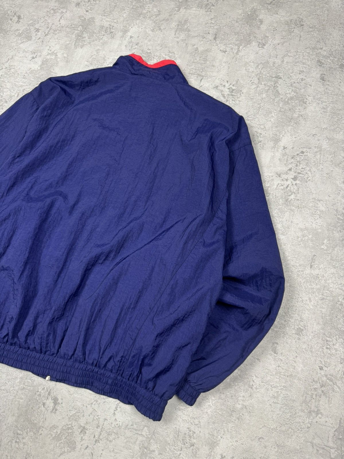 Nike Vintage Nike Y2K Nylon Track Jacket Size L Size US L / EU 52-54 / 3 - 8 Thumbnail