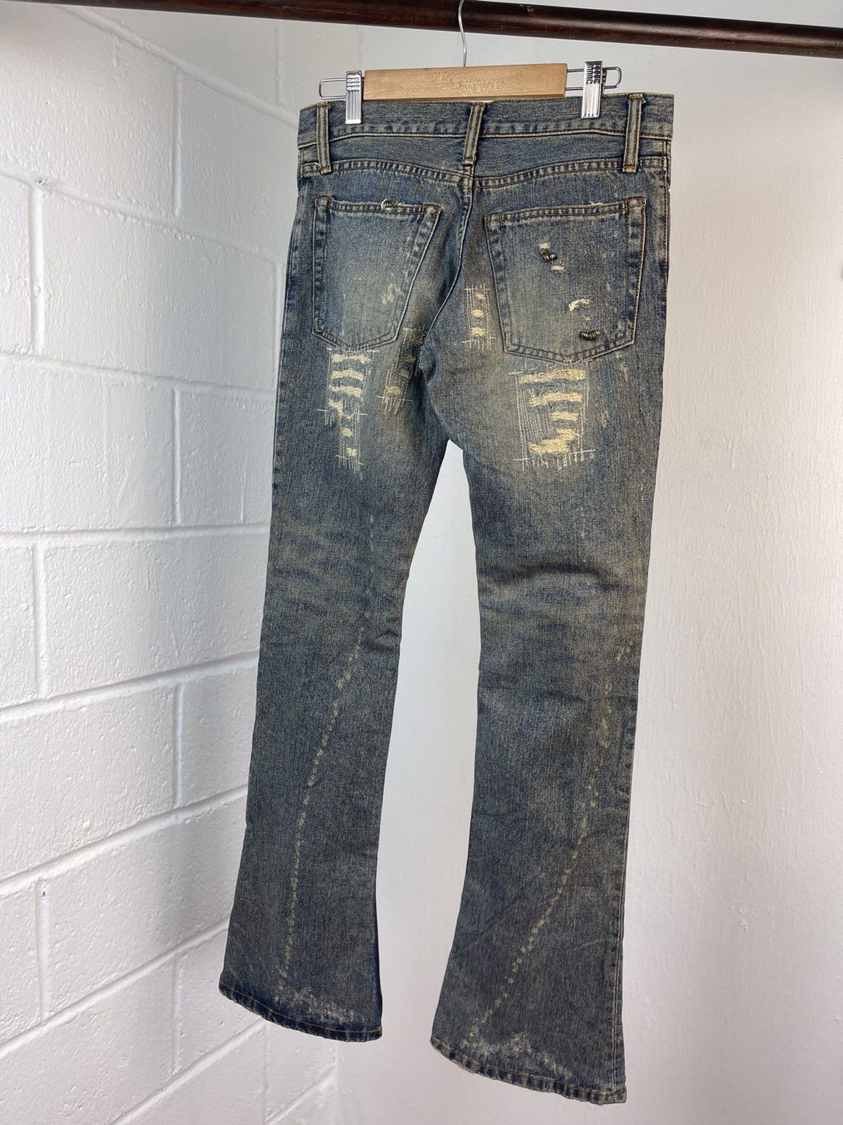 If Six Was Nine × KMRii × Le Grande Bleu (L.G.B.) TruePiece IFSIXWASNINE MUD MAX FLARE DENIM Size US 29 - 12 Thumbnail