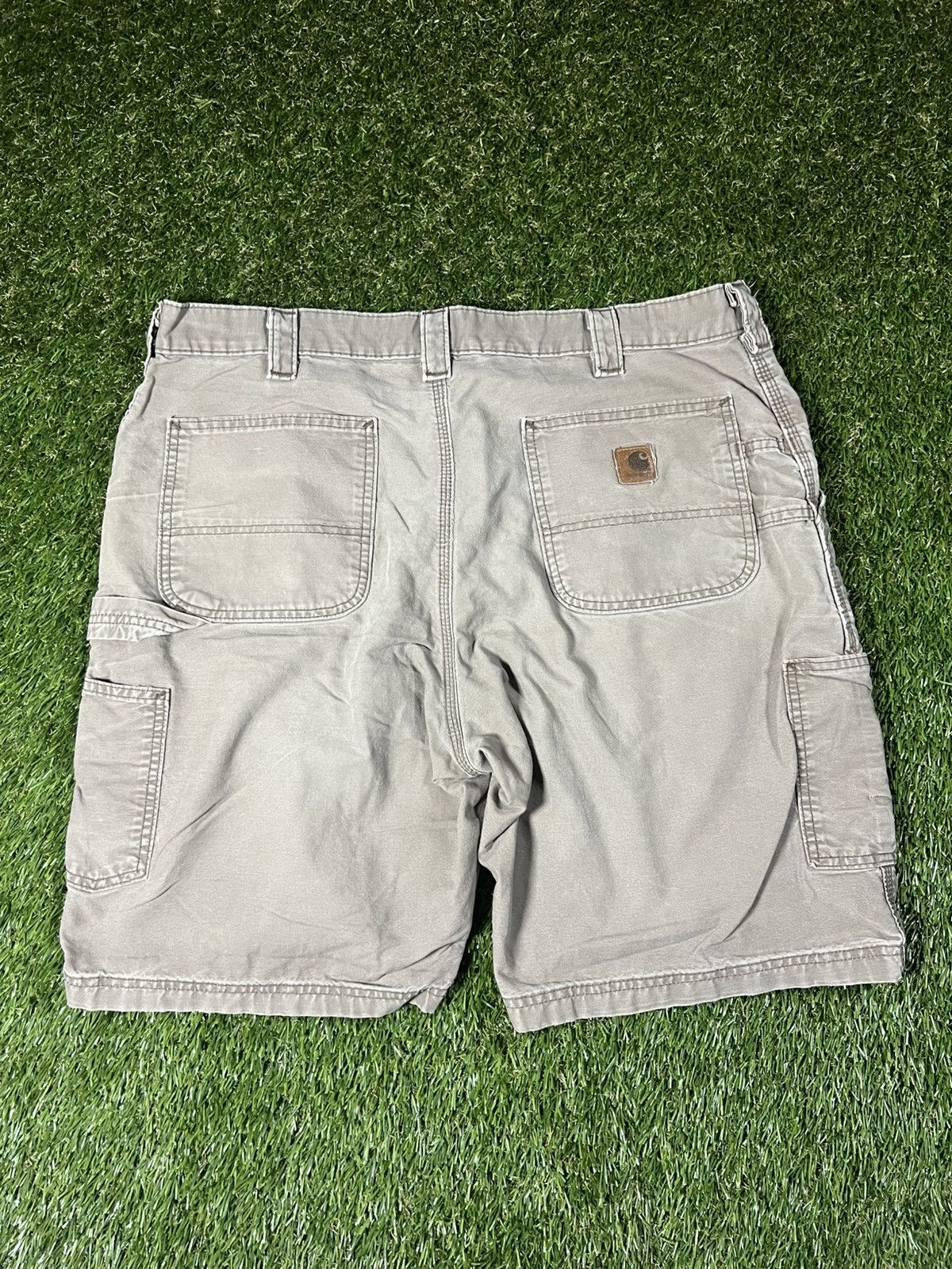 Carhartt Vintage 90s Faded Olive Carhartt Carpenter Utility Shorts Size US 38 / EU 54 - 1 Thumbnail