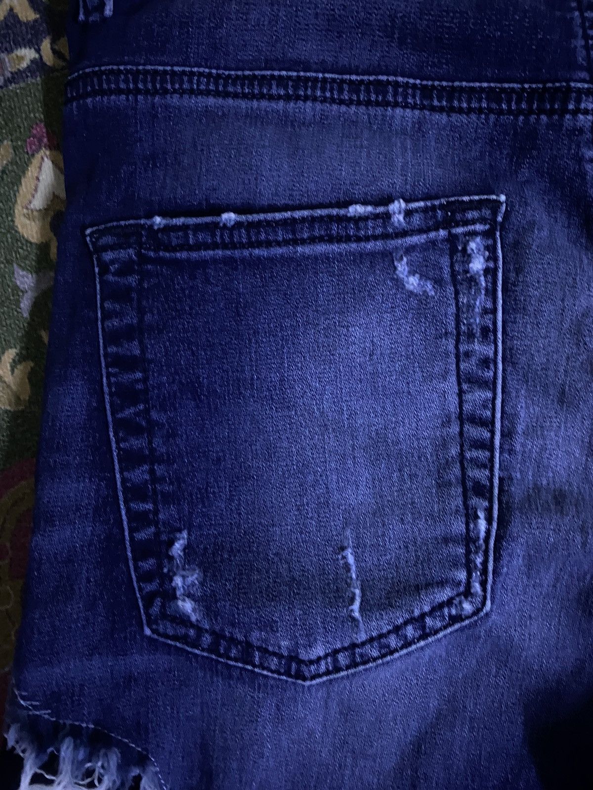 Diesel 🔥RARE🔥🔥DIESEL Slim Fit Distressed Denim Jeans Size US 27 - 9 Thumbnail