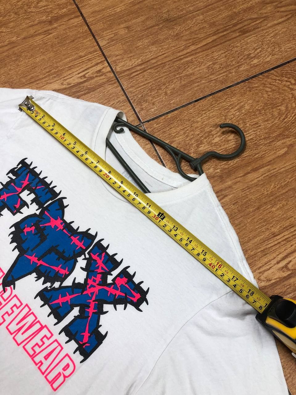Fox Racing Streetwear T-Shirt Fox Racing big logo white Y2K Vintage Size US L / EU 52-54 / 3 - 16 Thumbnail