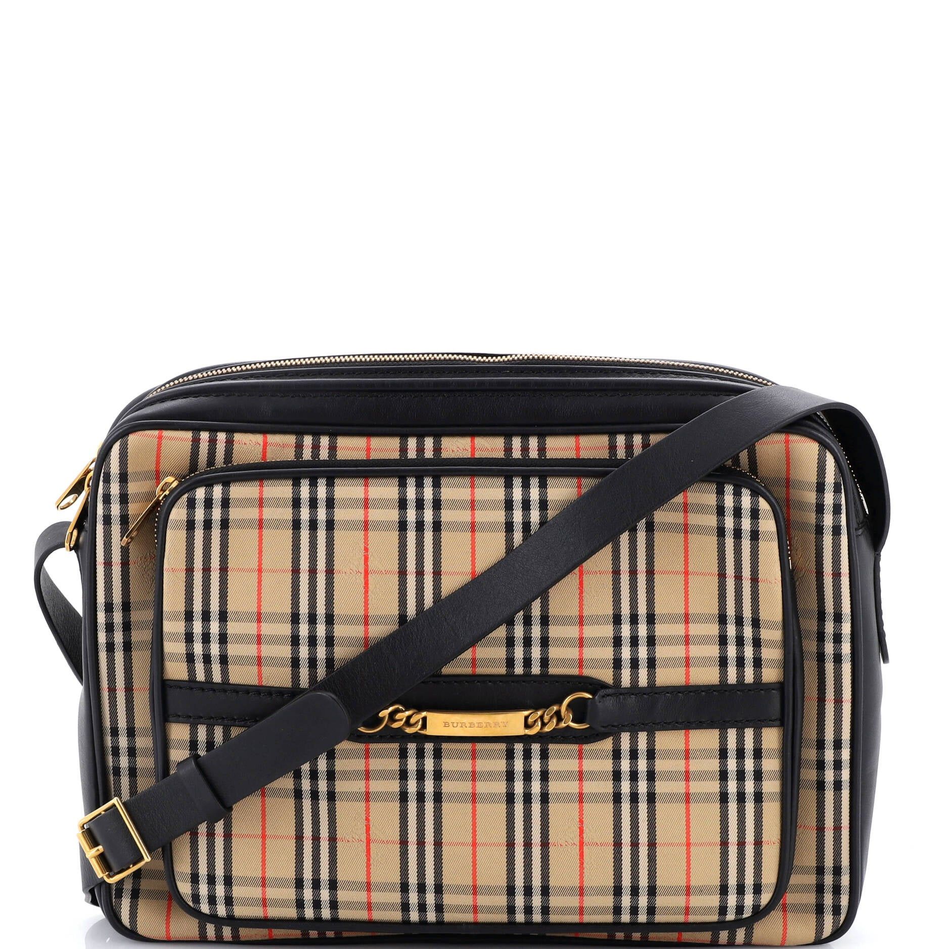 Burberry Link Chain Camera Bag Size ONE SIZE - 1 Thumbnail