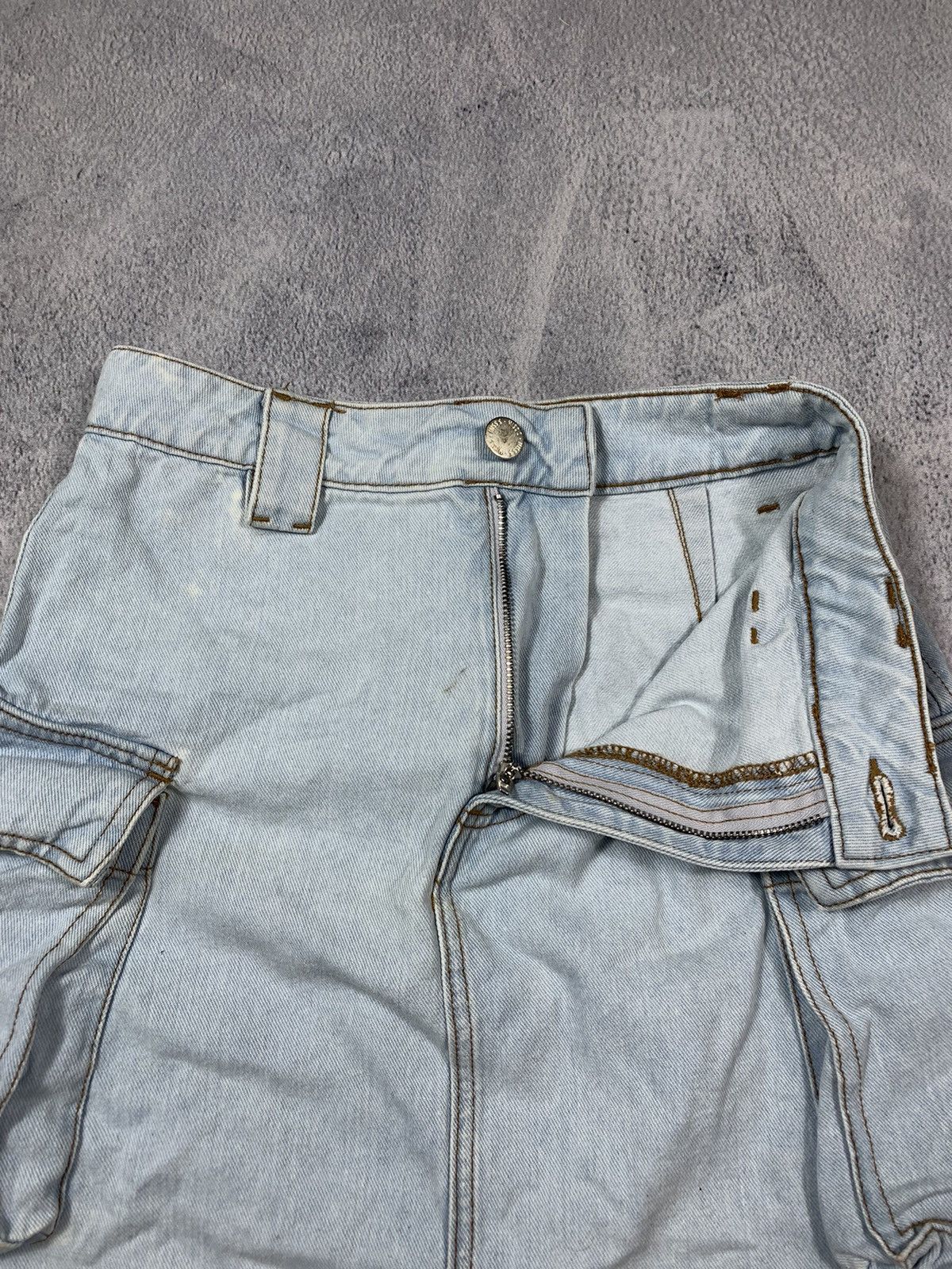 Japanese Brand × Vintage Vintage Y2K Japanese denim cargo skirt streetwear size 26 Size 26" / US 2 / IT 38 - 5 Thumbnail