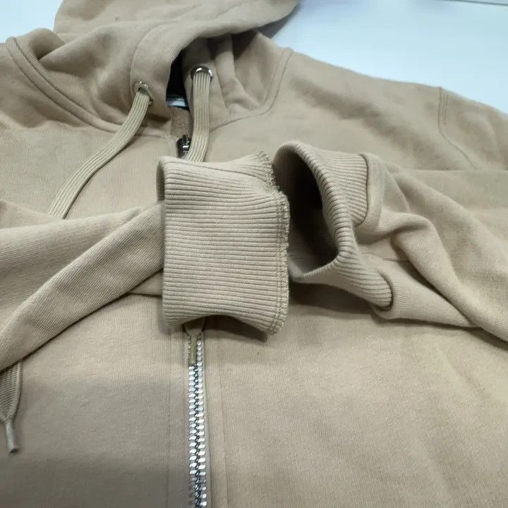 Burberry Burberry Burberry Logo Printed Zip-Up Hooded Sweatshirt-25 Size US L / EU 52-54 / 3 - 7 Thumbnail