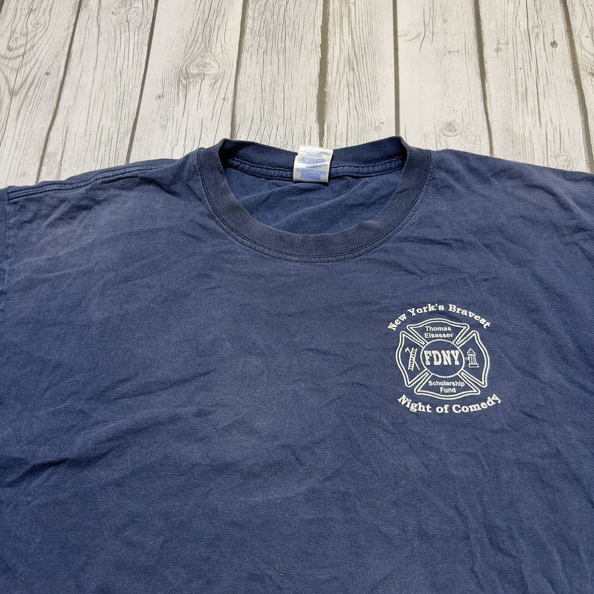 Gildan × Vintage Vintage FDNY tee Size US XL / EU 56 / 4 - 4 Thumbnail