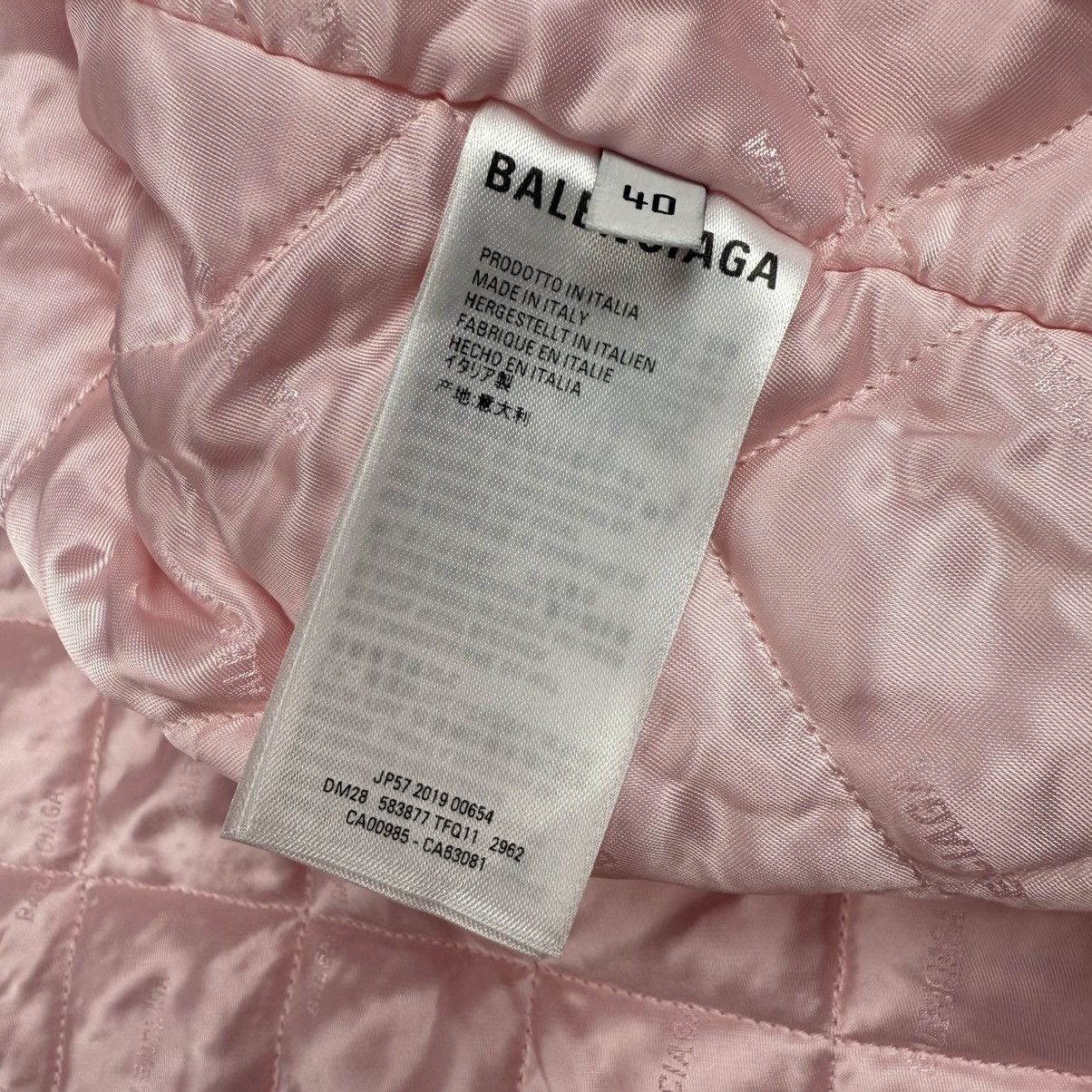Balenciaga Balenciaga F/W20 Faux Fur Oversized ʼPink’ Coat Retail 3000$ Size S / US 4 / IT 40 - 8 Thumbnail
