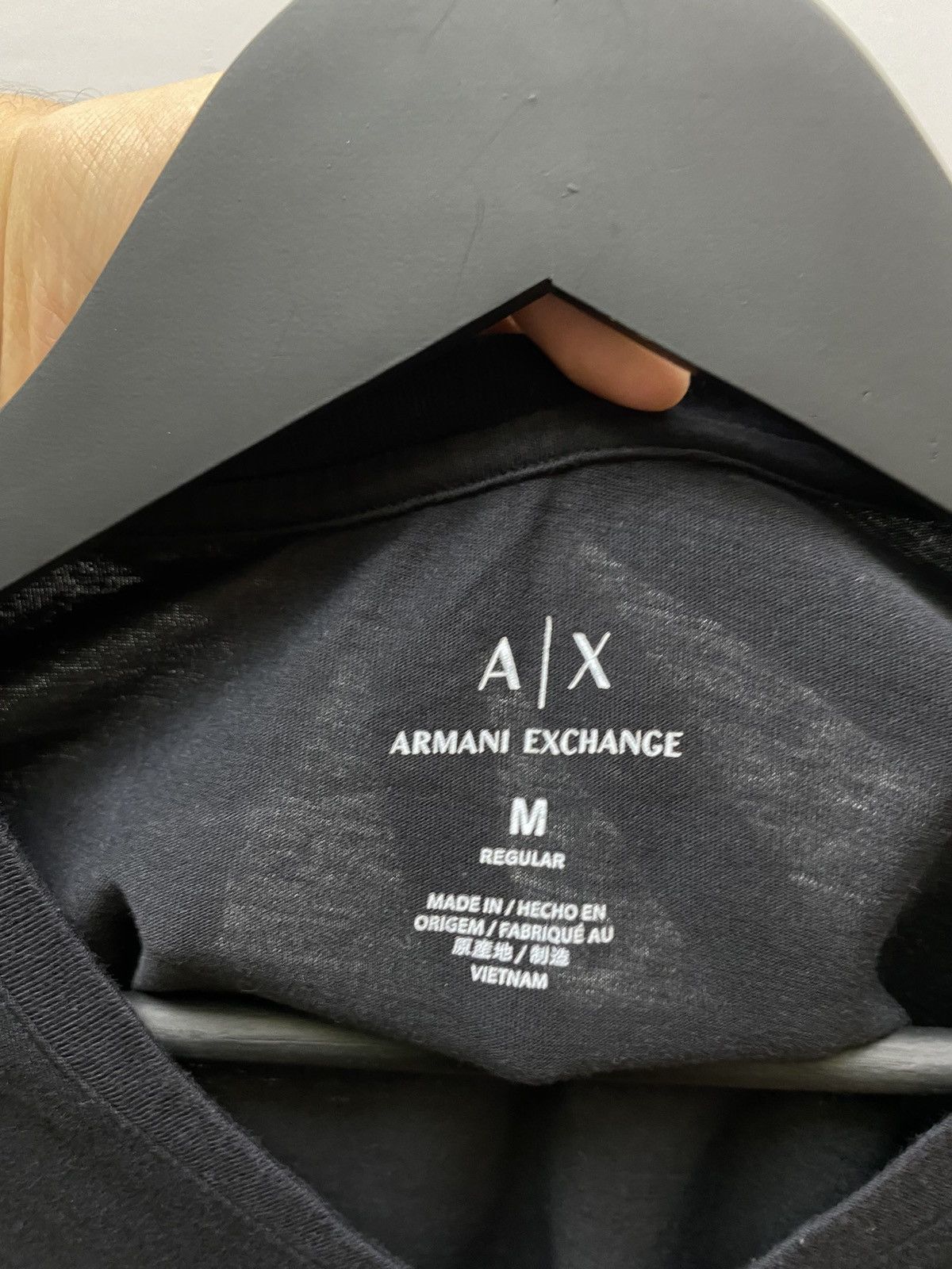 Giorgio Armani Armani Exchange Big Logo V Neck T Shirt Size US M / EU 48-50 / 2 - 12 Thumbnail