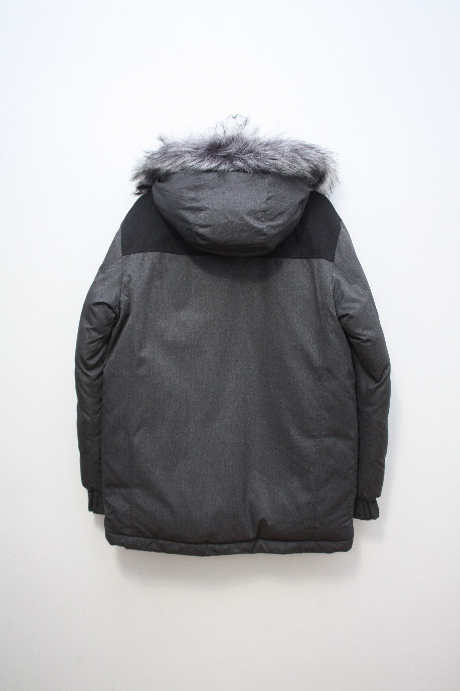 Mountain Hardwear Mountain Hardwear Black Grey Puffer Down Jacket Men's Size US L / EU 52-54 / 3 - 3 Thumbnail