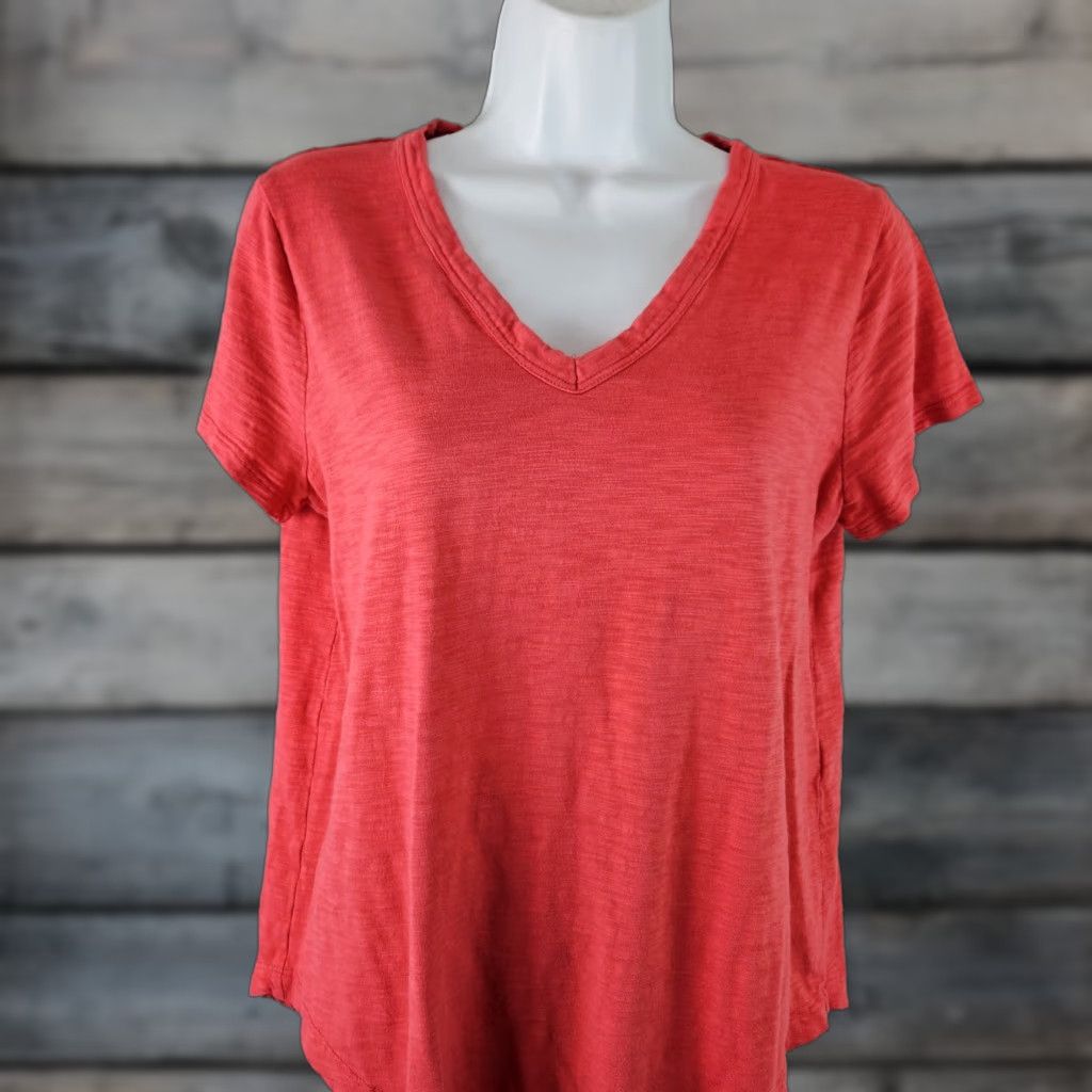Vintage Chico's Womens Tee Shirt Solid Red Short Sleeve Cotton Blend Size S Small V-Neck Size 28" / US 6 / IT 42 - 1 Thumbnail