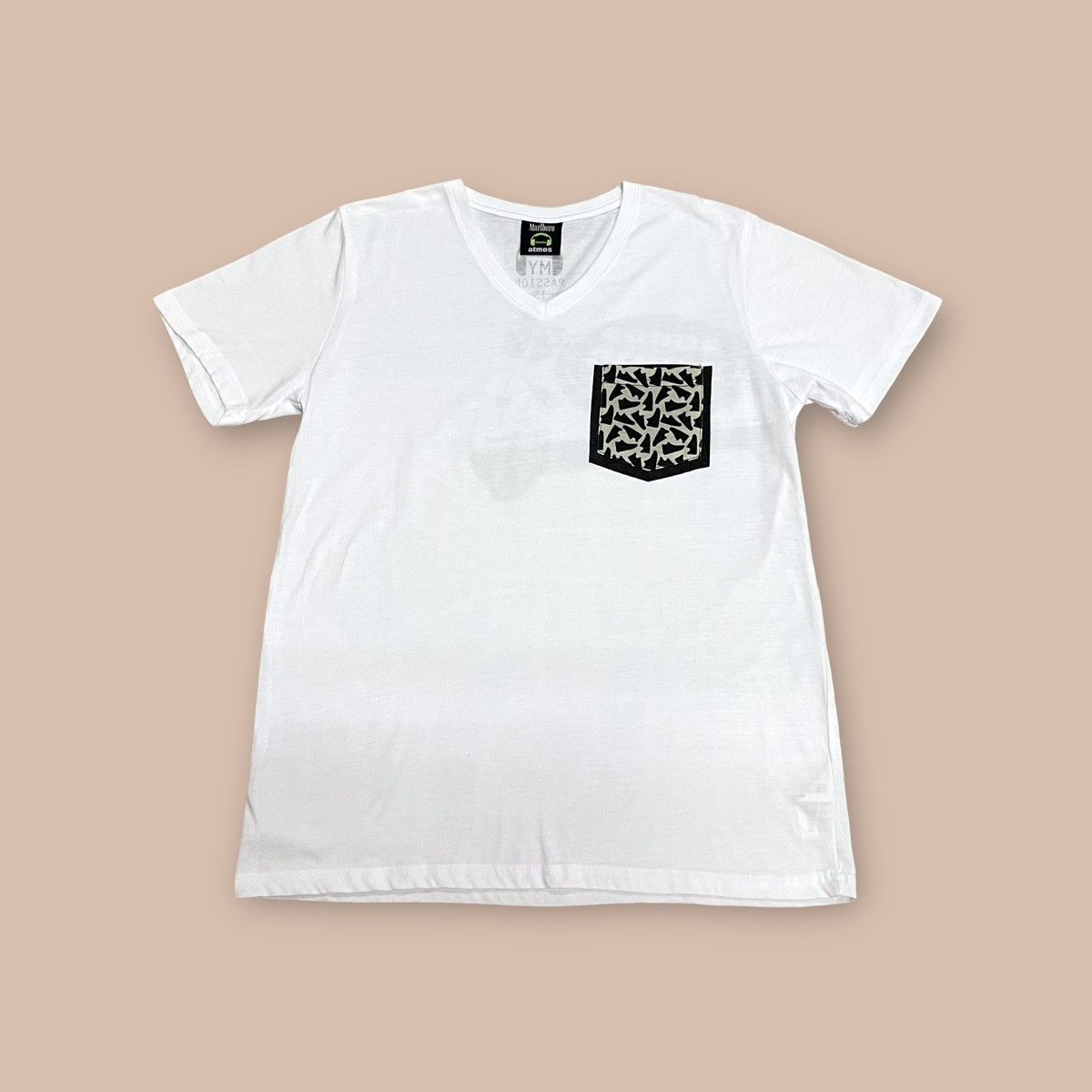 atmos Atmos X Marlboro Spell Out Big Logo Pocket V Collar Tee Size US M / EU 48-50 / 2 - 2 Thumbnail