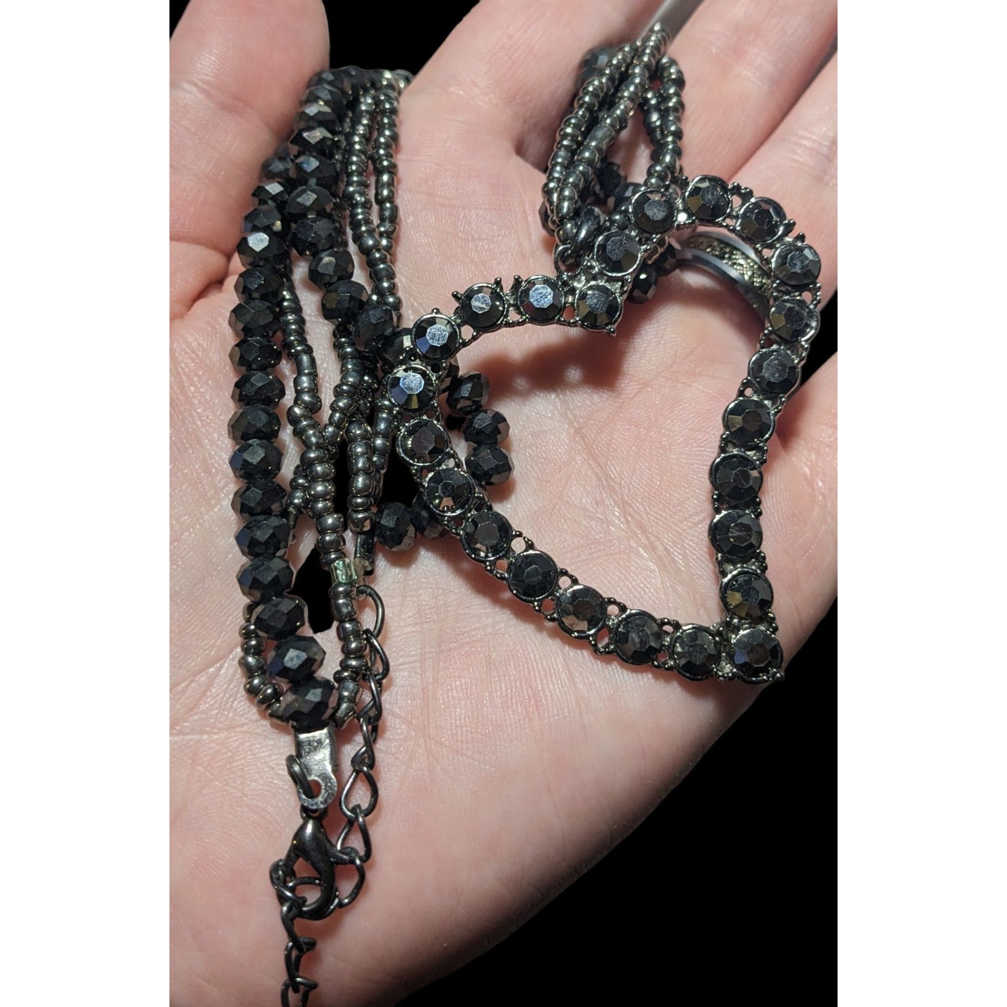 Other Glam Goth Rhinestone Open Heart Beaded Necklace Size ONE SIZE - 4 Thumbnail