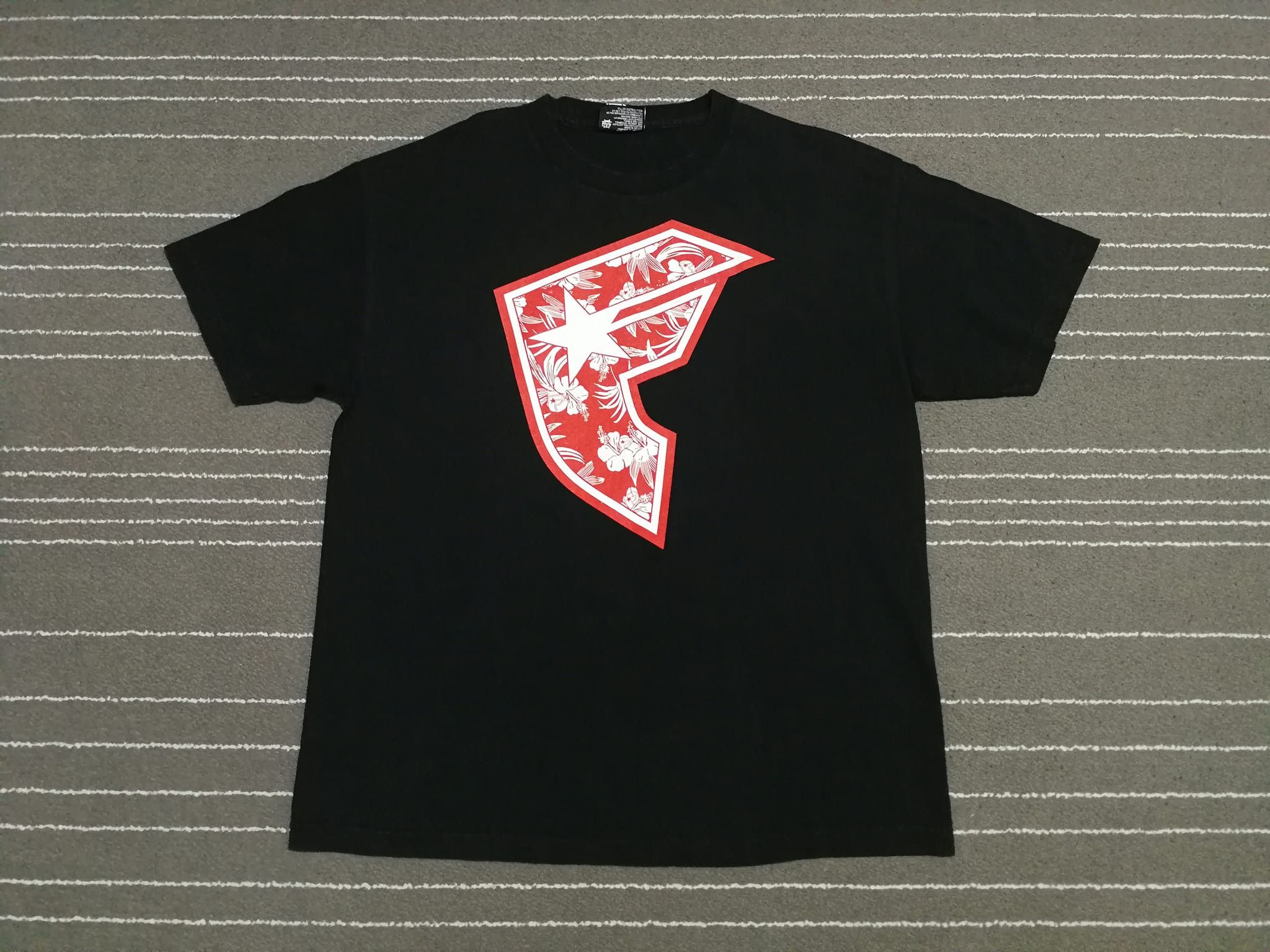 Famous Stars And Straps Famous big logo tee L 1786 Size US L / EU 52-54 / 3 - 1 Thumbnail