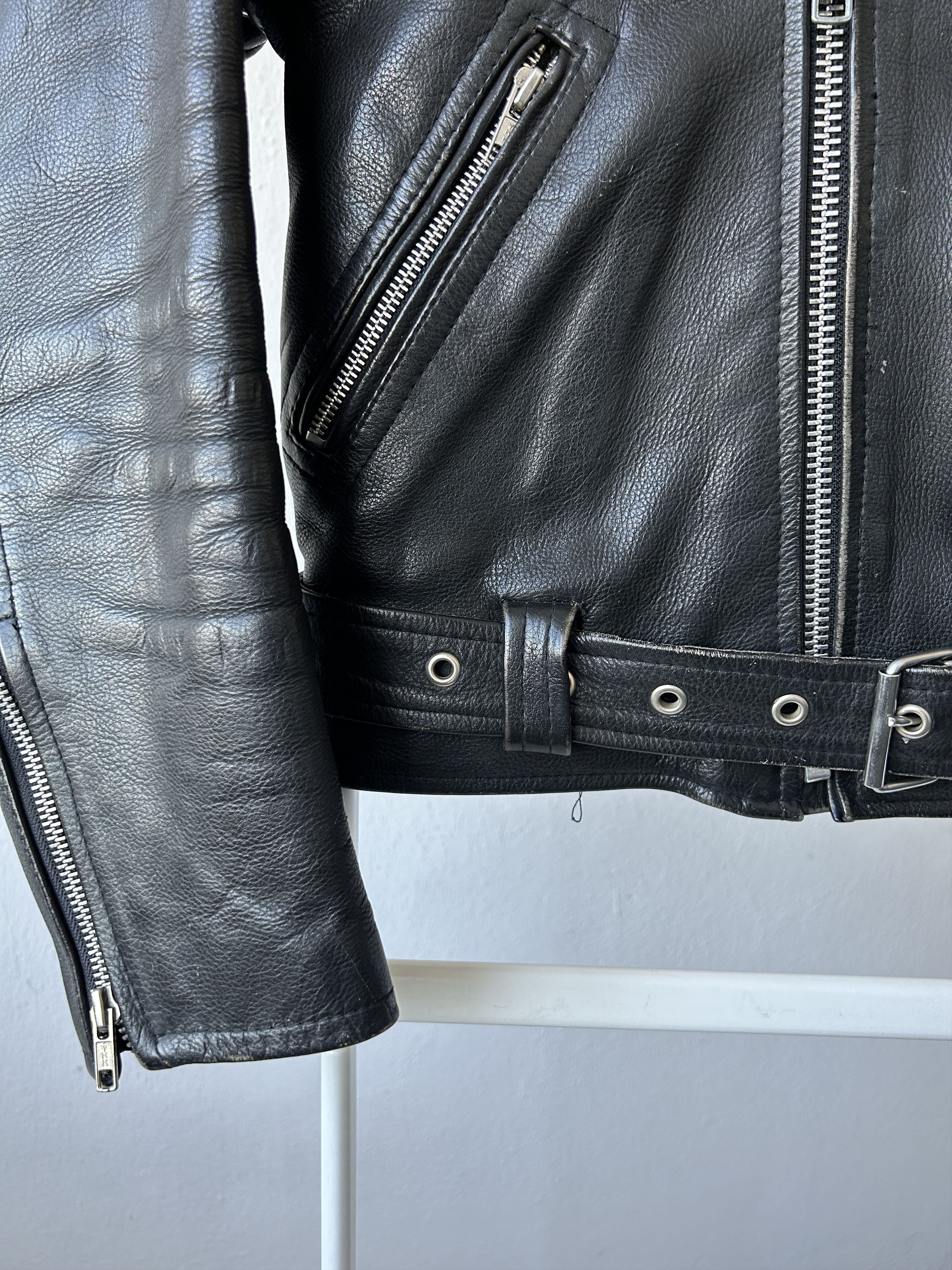 Vintage Vintage ramones biker leather jacket Size US M / EU 48-50 / 2 - 4 Thumbnail