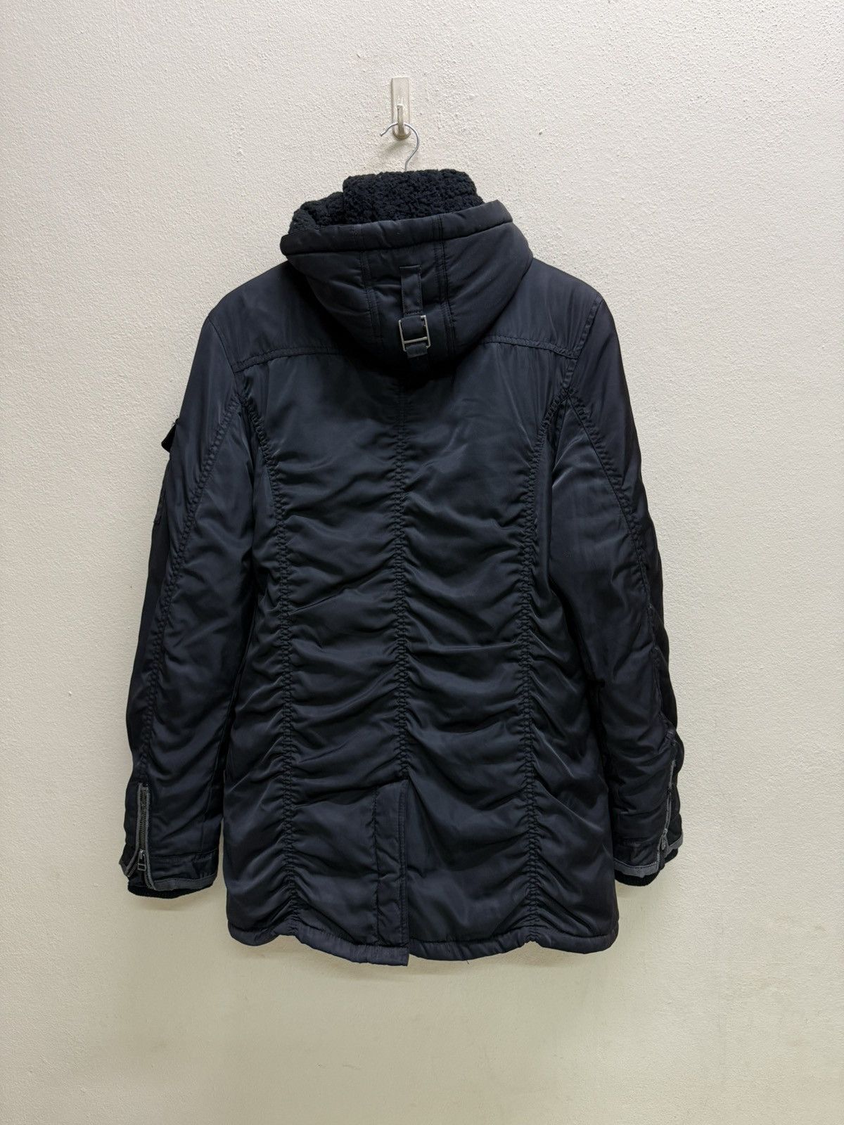 In The Attic In The attic Homme Fur Hoodie Parka Winter Jacket Size US M / EU 48-50 / 2 - 23 Thumbnail