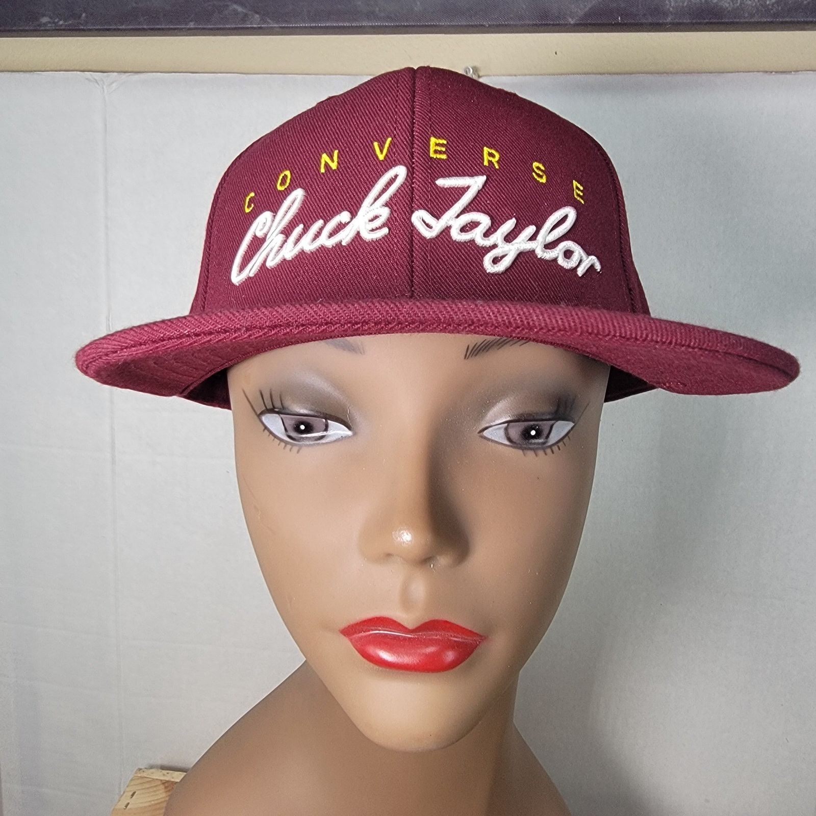 Converse Converse "Chuck Taylor" Dark Red Snap Back Ball Cap Size ONE SIZE - 2 Thumbnail
