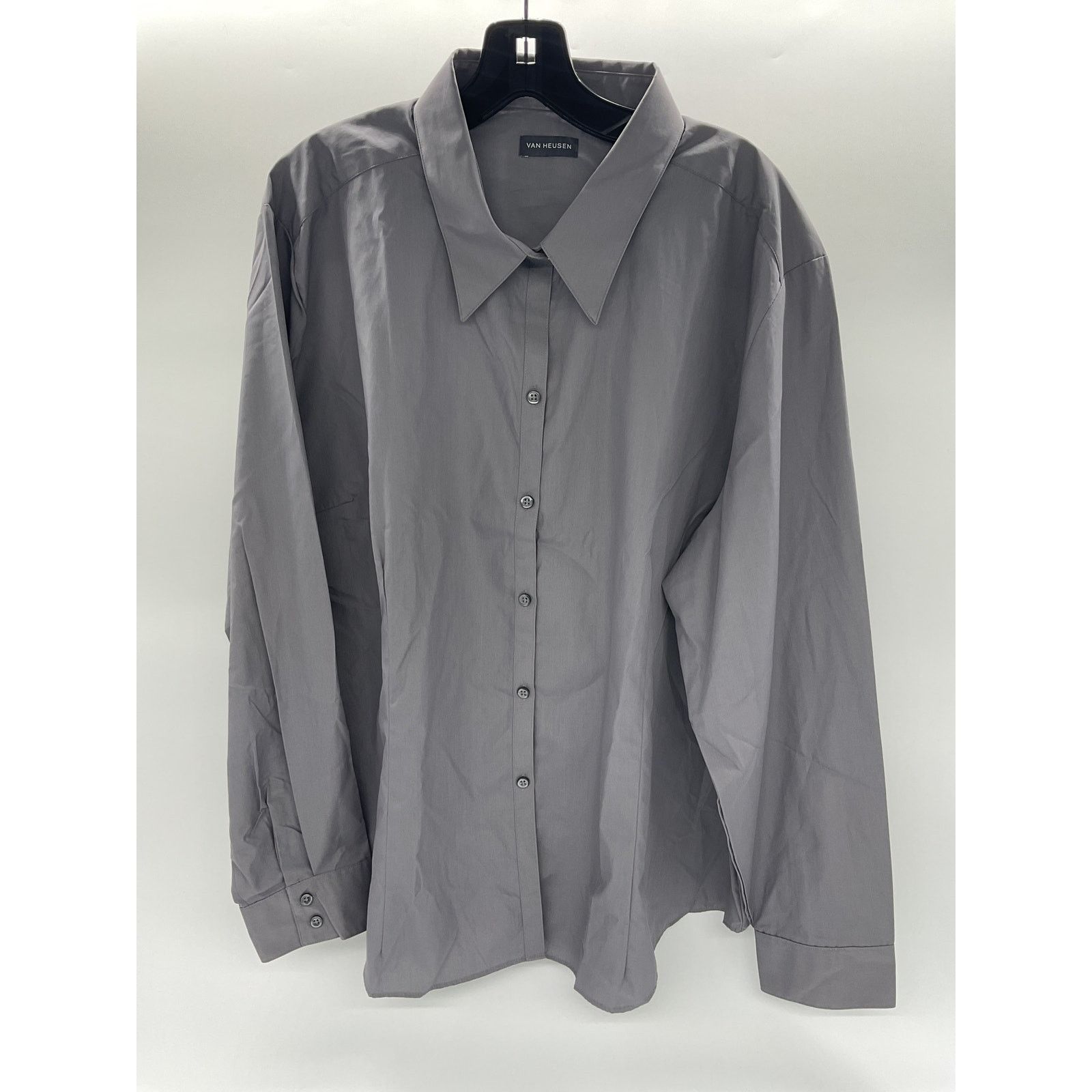 Van Heusen Van Heusen Women’s Button-up Dress Shirt - Size 24-26/3XL Size 3XL / US 20-22 - 1 Thumbnail