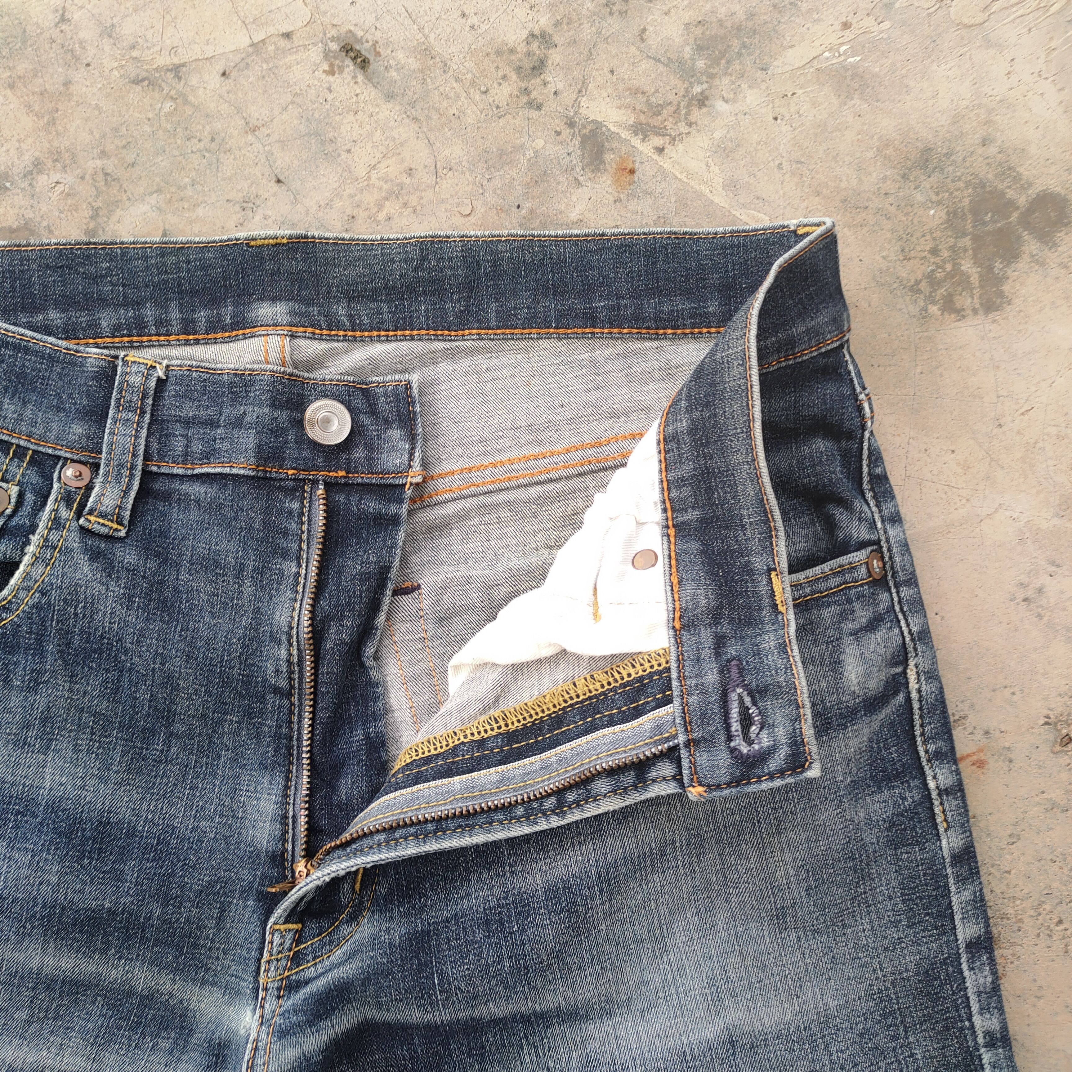 Japanese Brand VINTAGE JAPANESE SKINNY RIPPED FADED JEAN DENIM PANTS Size US 31 - 8 Thumbnail