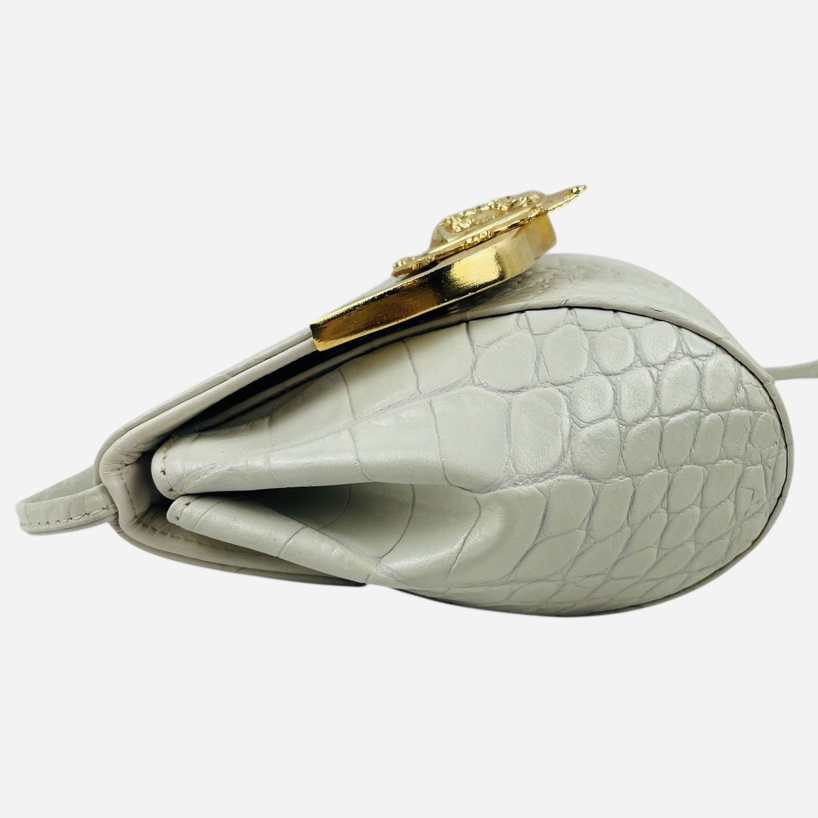 Vintage RARE Vintage Valerie Ann Gold Cameo White Alligator Purse Size ONE SIZE - 7 Thumbnail