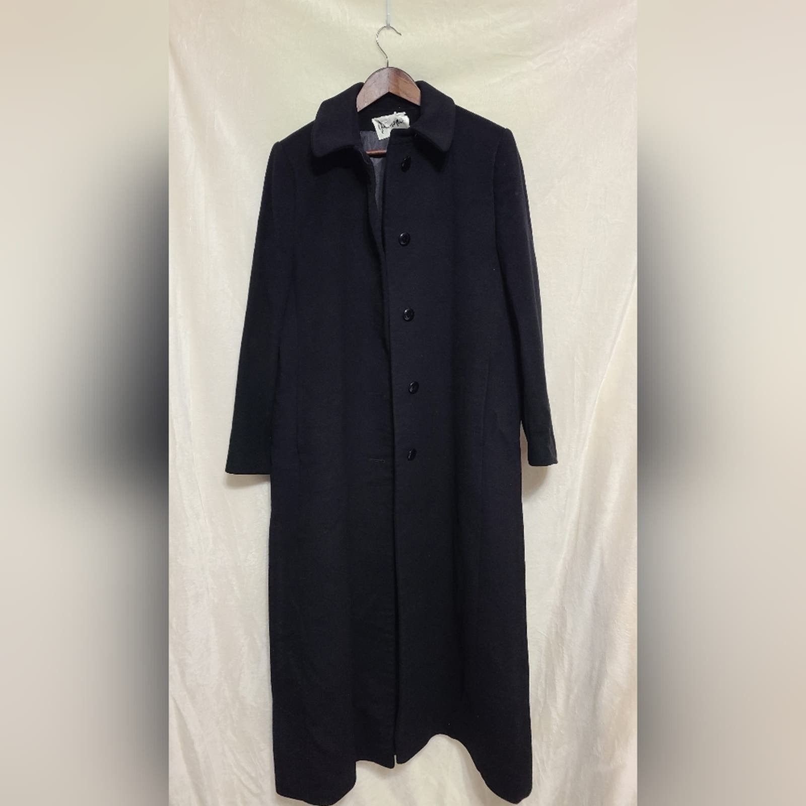 image of Vintage Gus Mayer Fleurette Black Cashmere Women's Coat (Size XL)