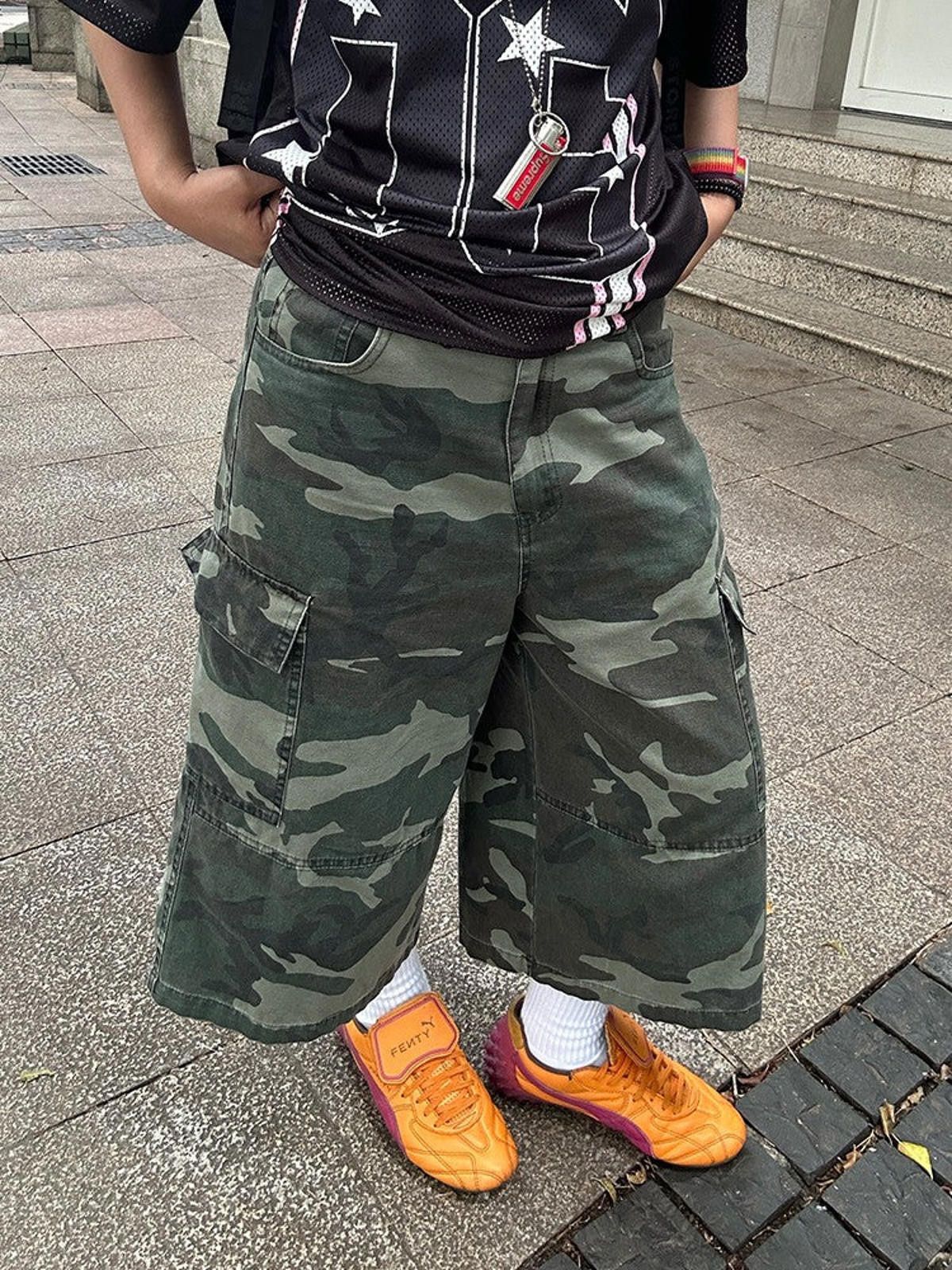 Vintage Camo Multi Pocket Cargo Shorts Size US 32 / EU 48 - 3 Thumbnail