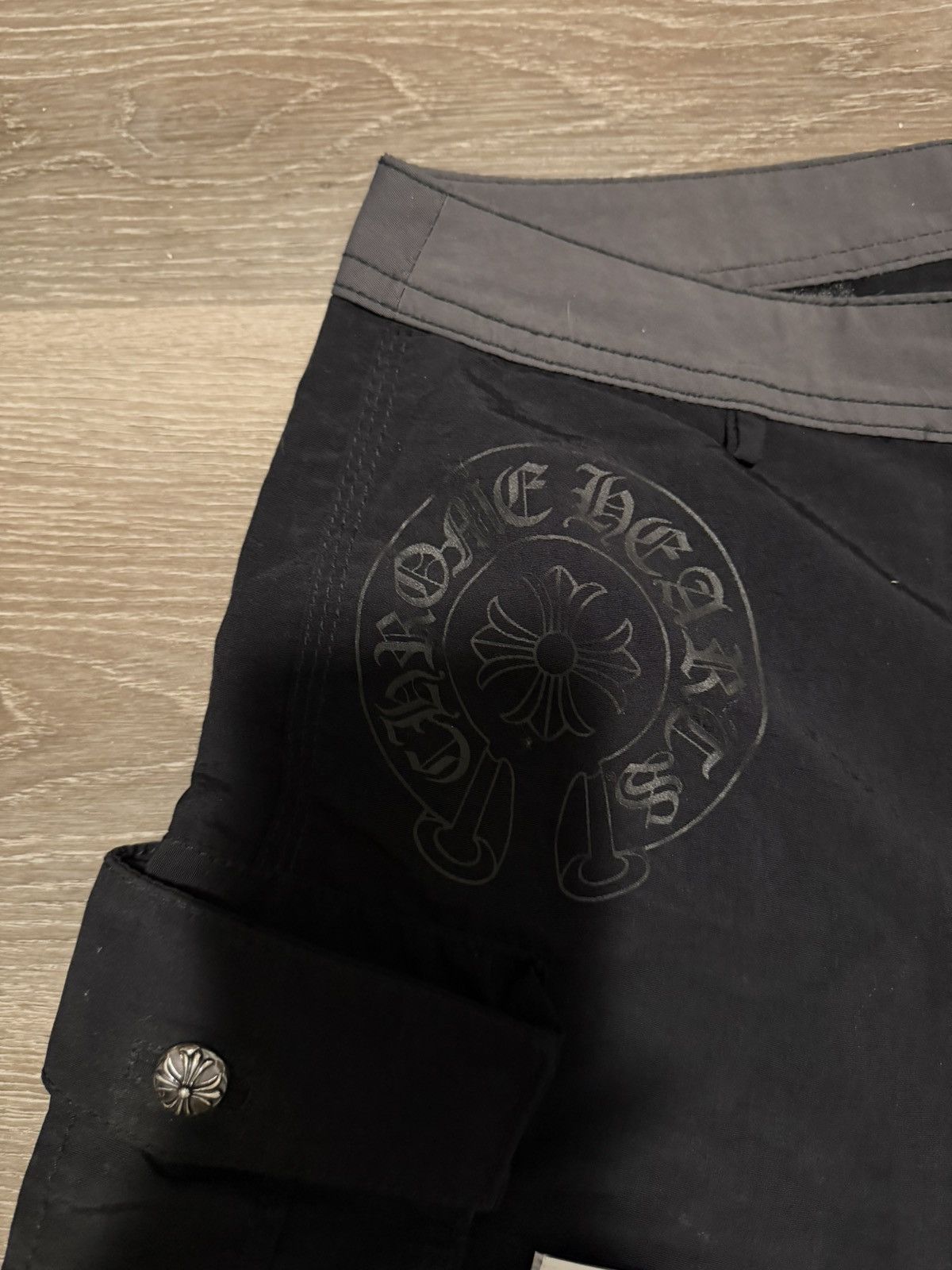 Chrome Hearts Chrome Hearts Patch Cargo Shorts Size US 28 / EU 44 - 11 Thumbnail