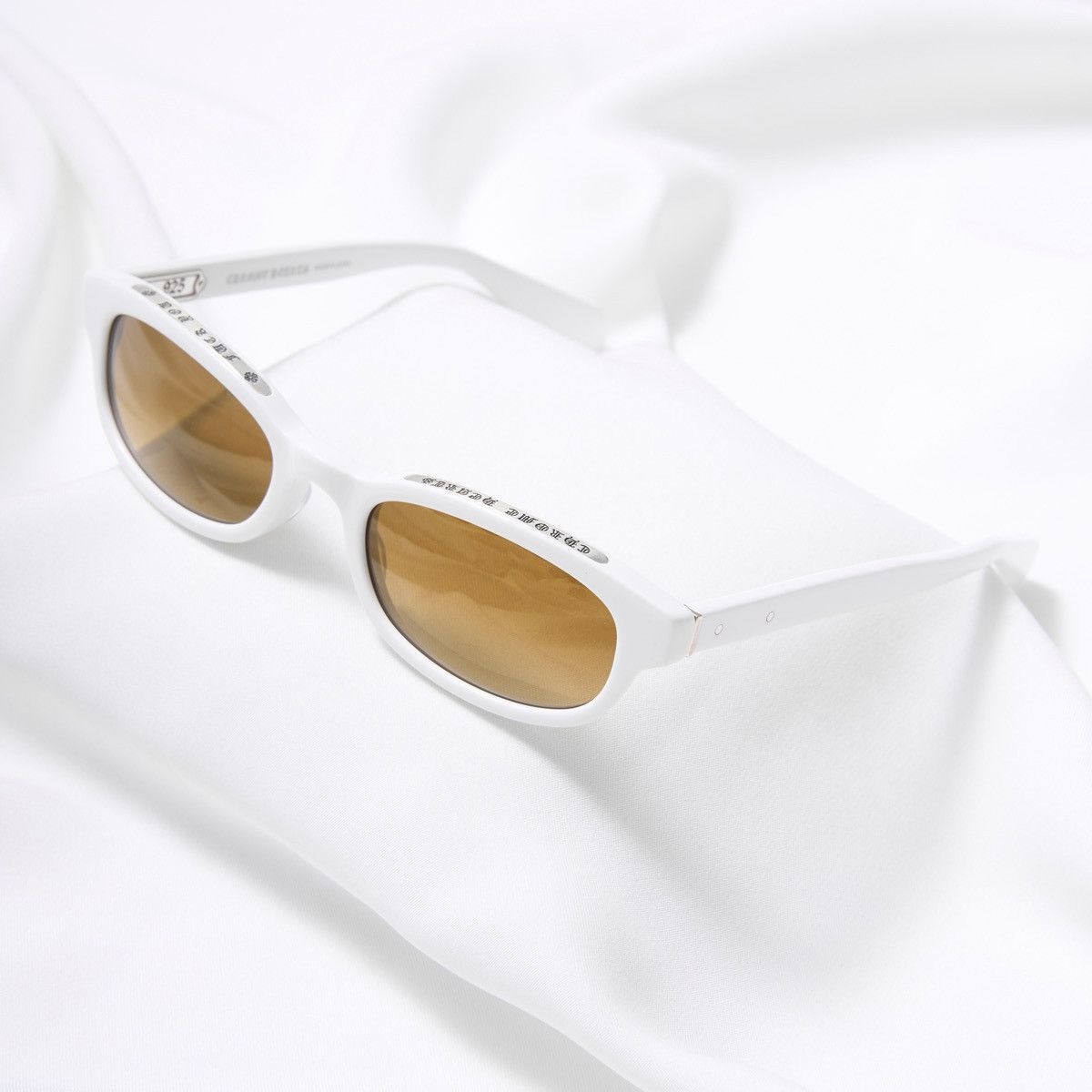 Chrome Hearts CHROME HEARTS LOWRIDER 52 WHITE SUNGLASSES Size ONE SIZE - 2 Thumbnail