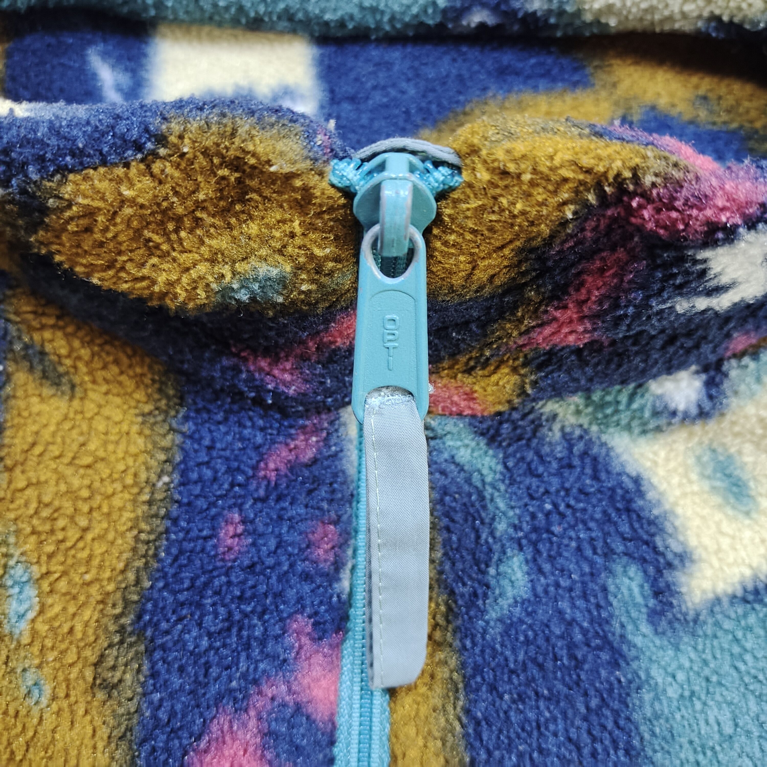 Jack Wolfskin Jack Wolfskin "We Love the Paw" Vintage Fleece Jacket Size US XL / EU 56 / 4 - 4 Thumbnail