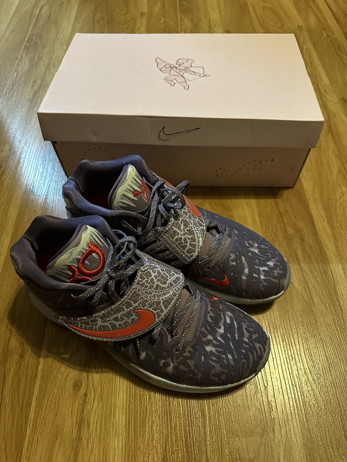 Nike Nike KD 14 Valentines Day Size US 12 / EU 45 - 1 Thumbnail