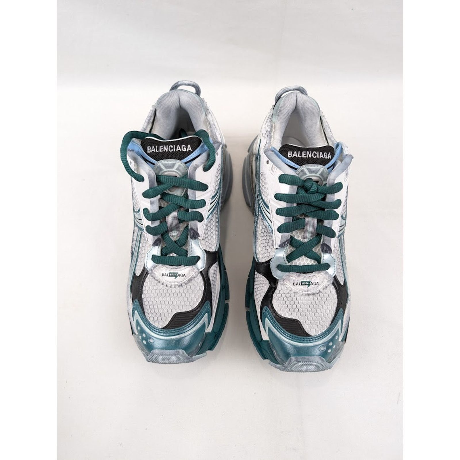 Balenciaga o1rshd1 Runners Gradient Mesh Rubber in White/Green/Blue Size US 8 / EU 41 - 14 Thumbnail