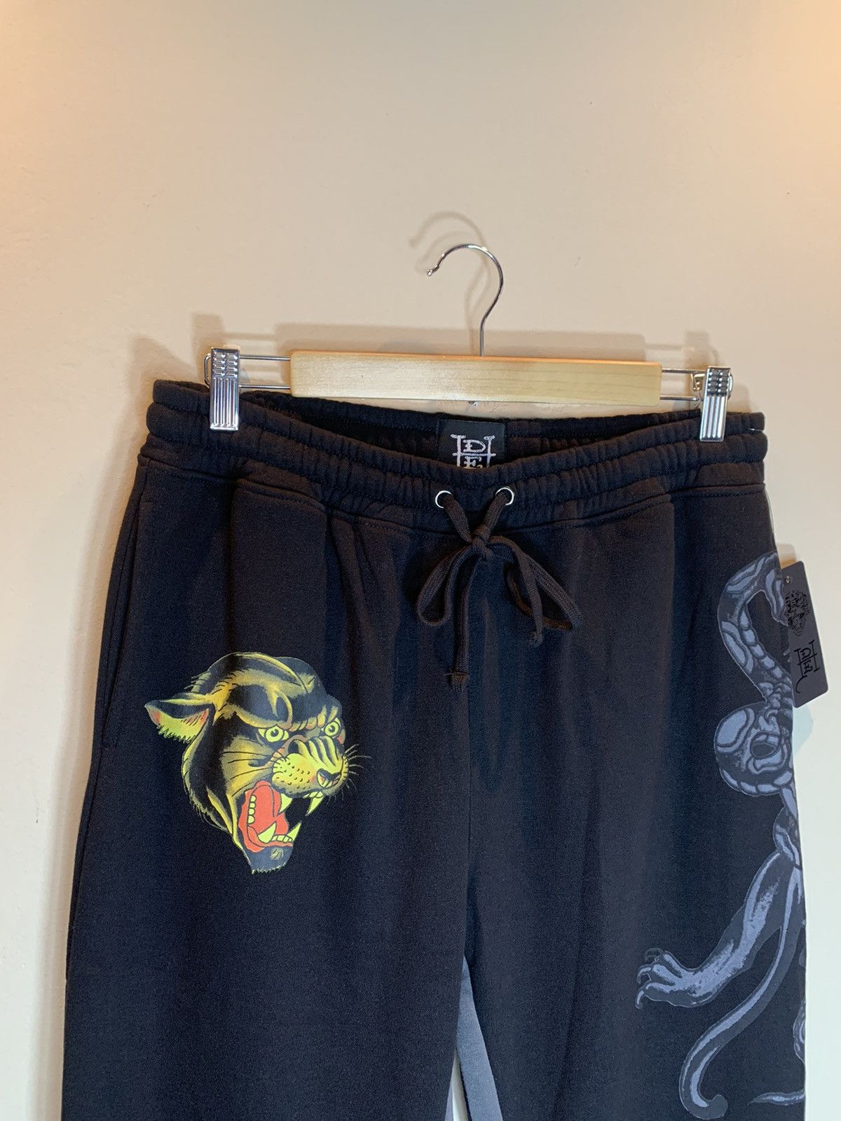 Ed Hardy *RARE* New Ed Hardy Flared Sweatpants Tattoo Art Wide Leg M Size US 32 / EU 48 - 7 Thumbnail