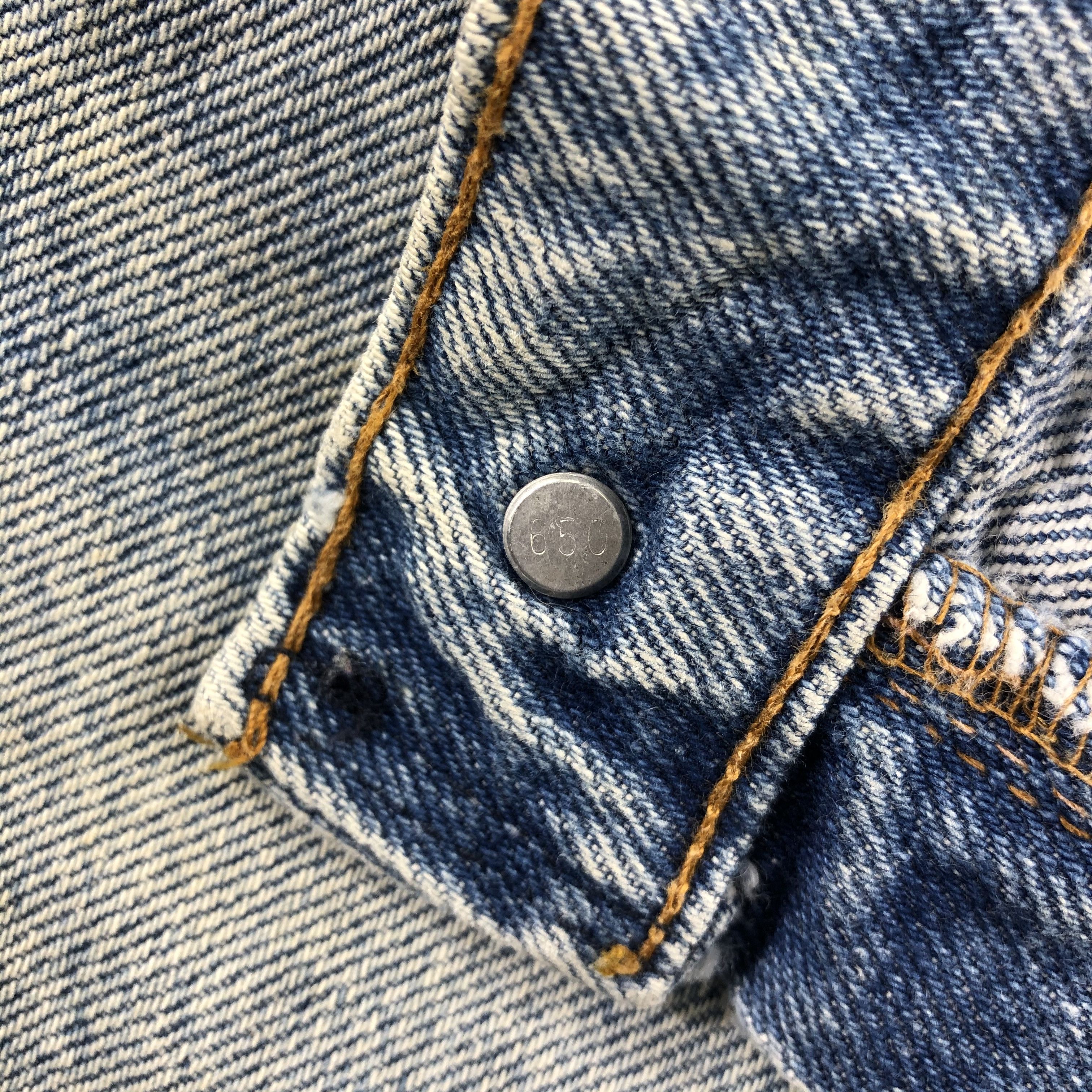 Levi's 90s Vintage Blue Wash Levis 505 Jeans-J2406 Size US 34 / EU 50 - 11 Thumbnail