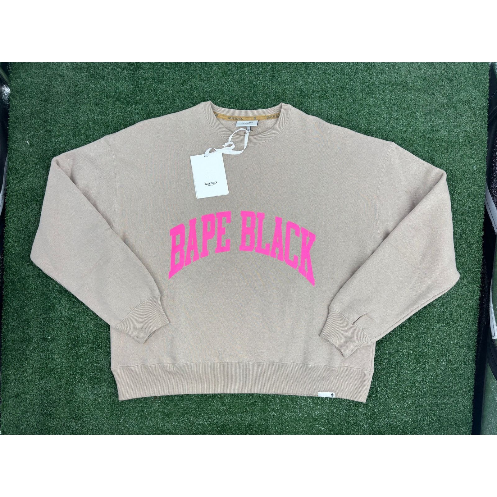 Bape BAPE Black Japan College Beige Crewneck Sweater Size Large Size US L / EU 52-54 / 3 - 1 Thumbnail