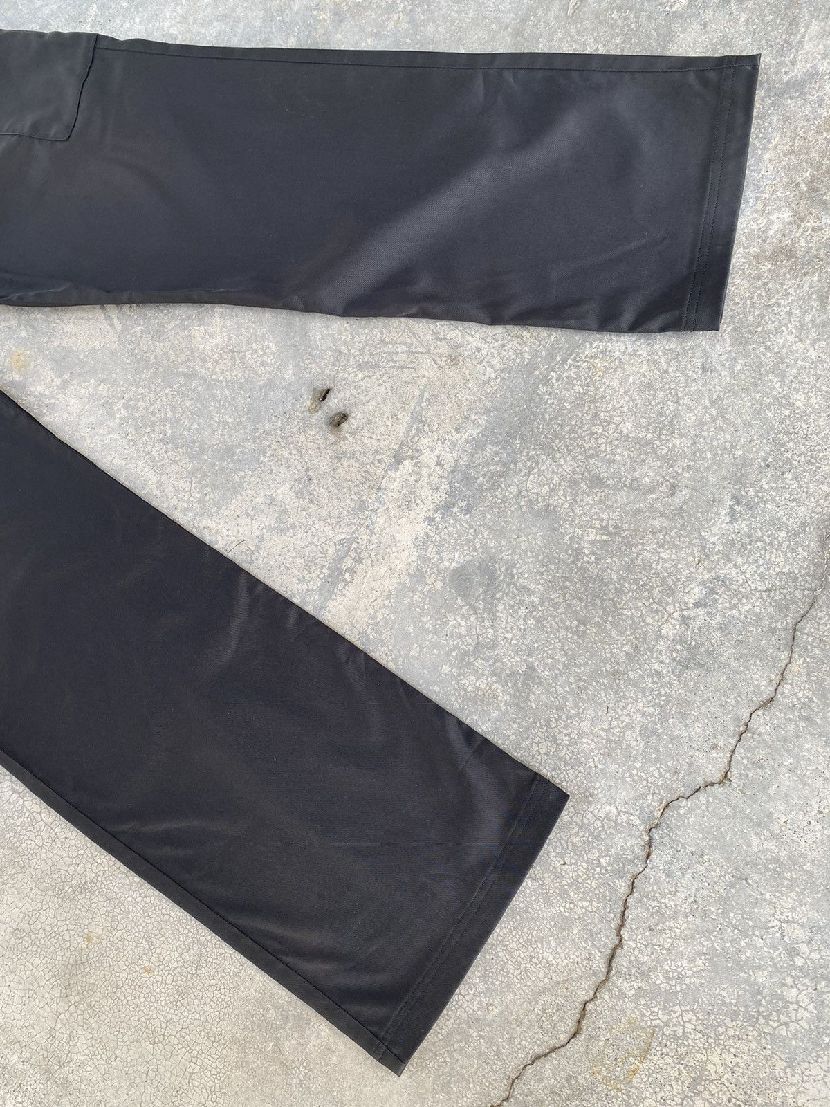 Oakley Vintage Oakley Small Logo Black Cargo Pants Size US 30 / EU 46 - 8 Thumbnail