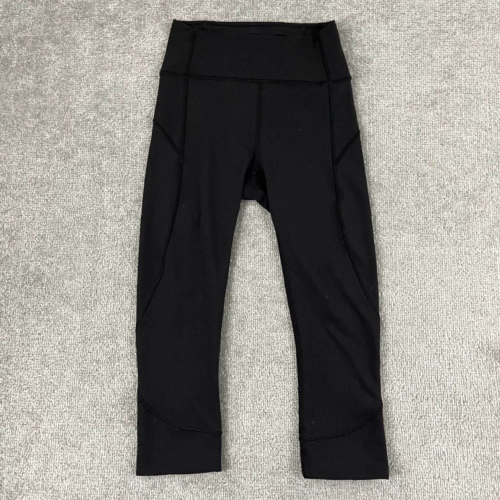 Lululemon Lululemon In Movement Crop Leggings Womens Size 4 19" Black Everlux Athletic Activewear Size 27" / US 4 / IT 40 - 4 Thumbnail