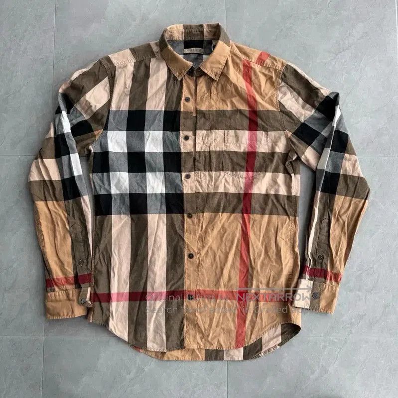 Burberry Burberry Khaki Long Sleeve Men's Shirt. Size US S / EU 44-46 / 1 - 1 Thumbnail