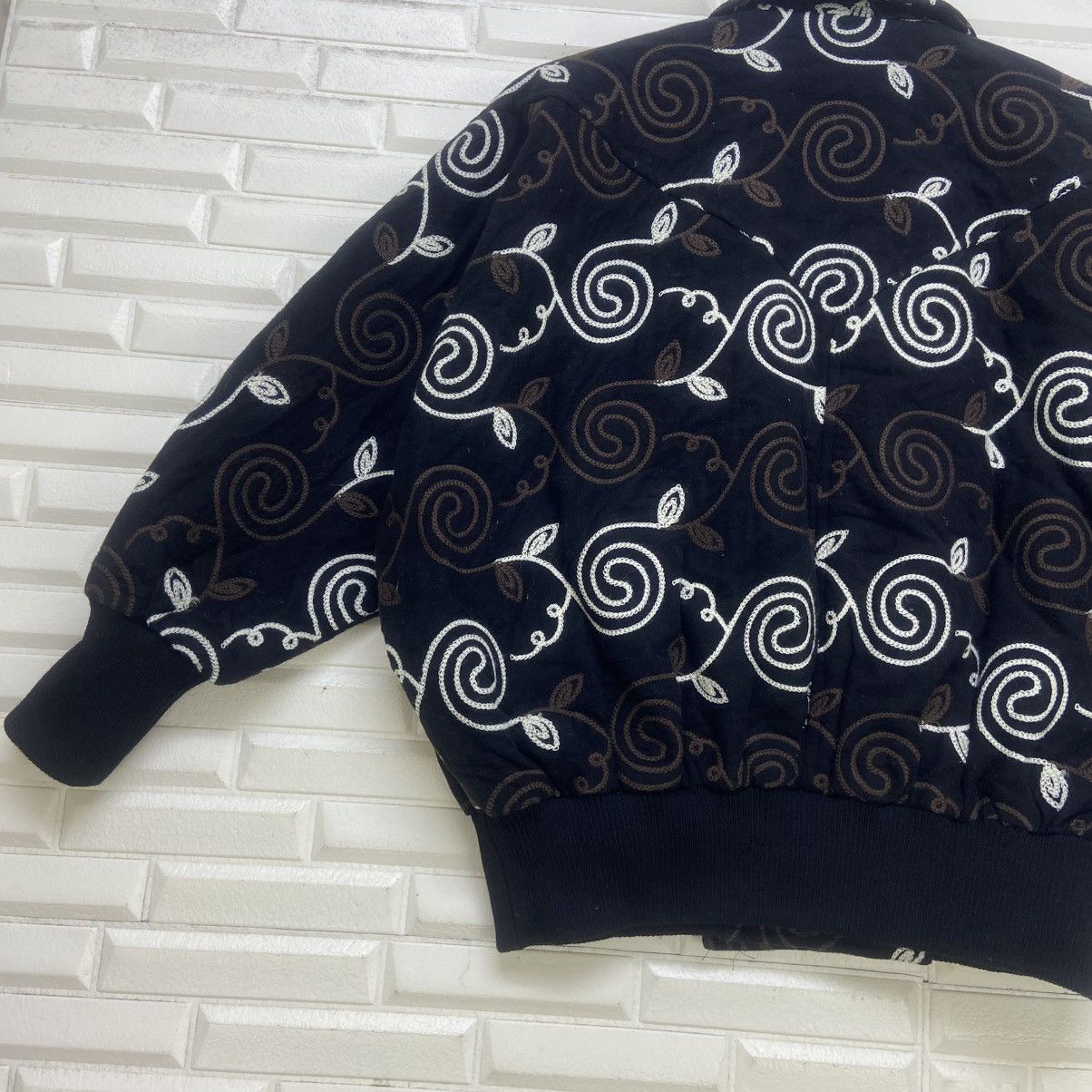 Japanese Brand 🔥Japanese Brand Flower Embroidery Loose Bomber Style Size M / US 6-8 / IT 42-44 - 15 Thumbnail