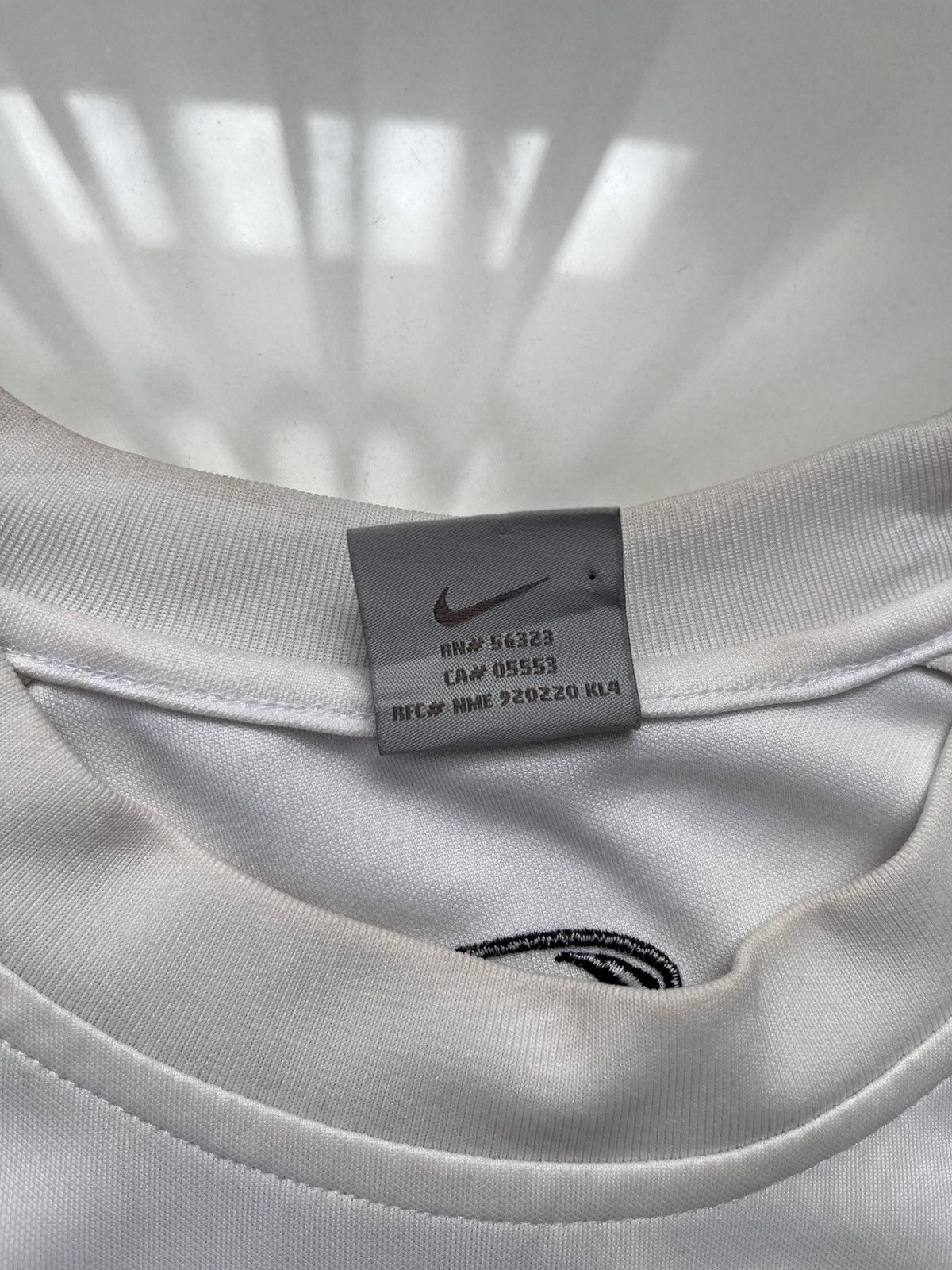 Nike 90’s NIKE TEAM BIG CENTRAL SWOOSH LOGO Y2K RETRO TEE RARE Size US M / EU 48-50 / 2 - 5 Thumbnail