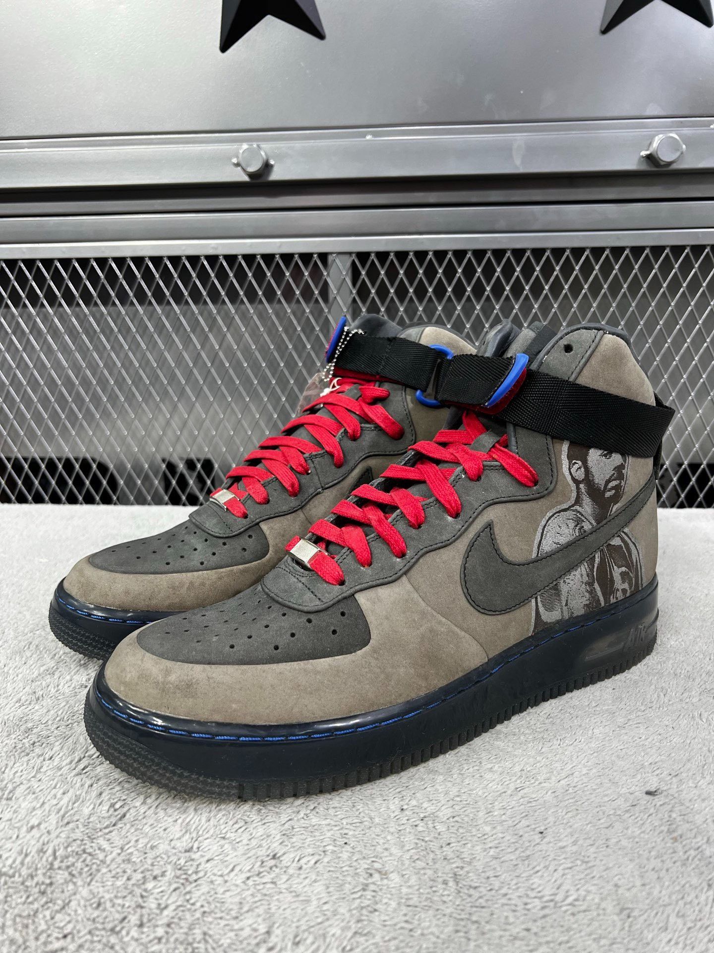Nike Nike Brown Lowtop Sneakers 44 Men Size US 10.5 / EU 43-44 - 1 Thumbnail