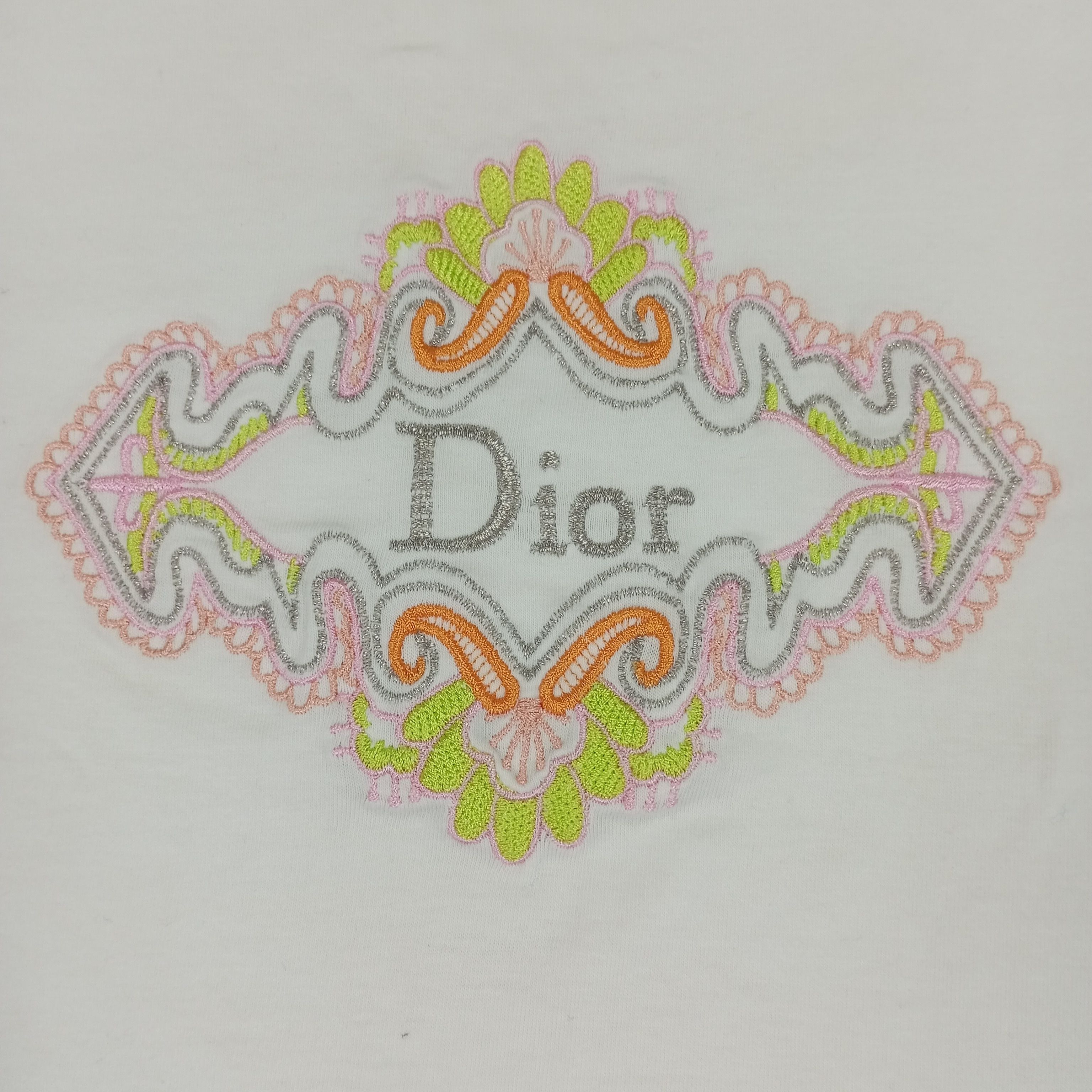 Christian Dior Monsieur Christian Dior Paris Fashion Style Women Tshirt Size S / US 4 / IT 40 - 2 Thumbnail