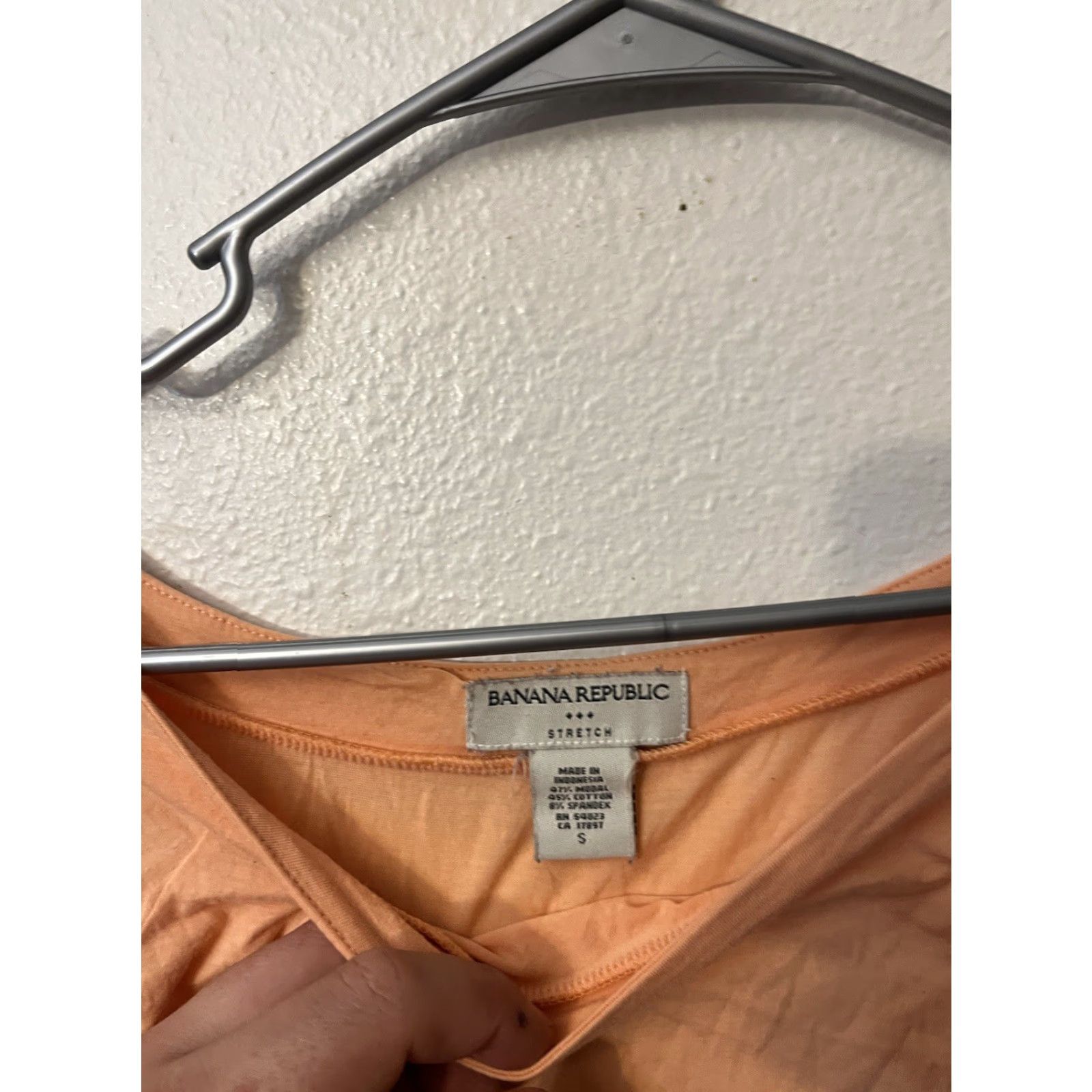 Banana Republic Banana Republic Shirt Womens S Orange Basic Tee Top Short Sleeve Boat Neck Jersey All Seasons Size S / US 4 / IT 40 - 3 Thumbnail