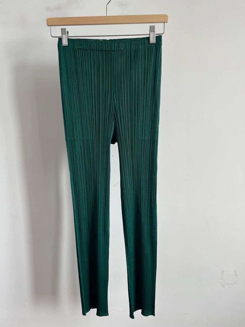 Issey Miyake Issey Miyake size:3 Dark green pleated trousers Size 22" - 1 Thumbnail