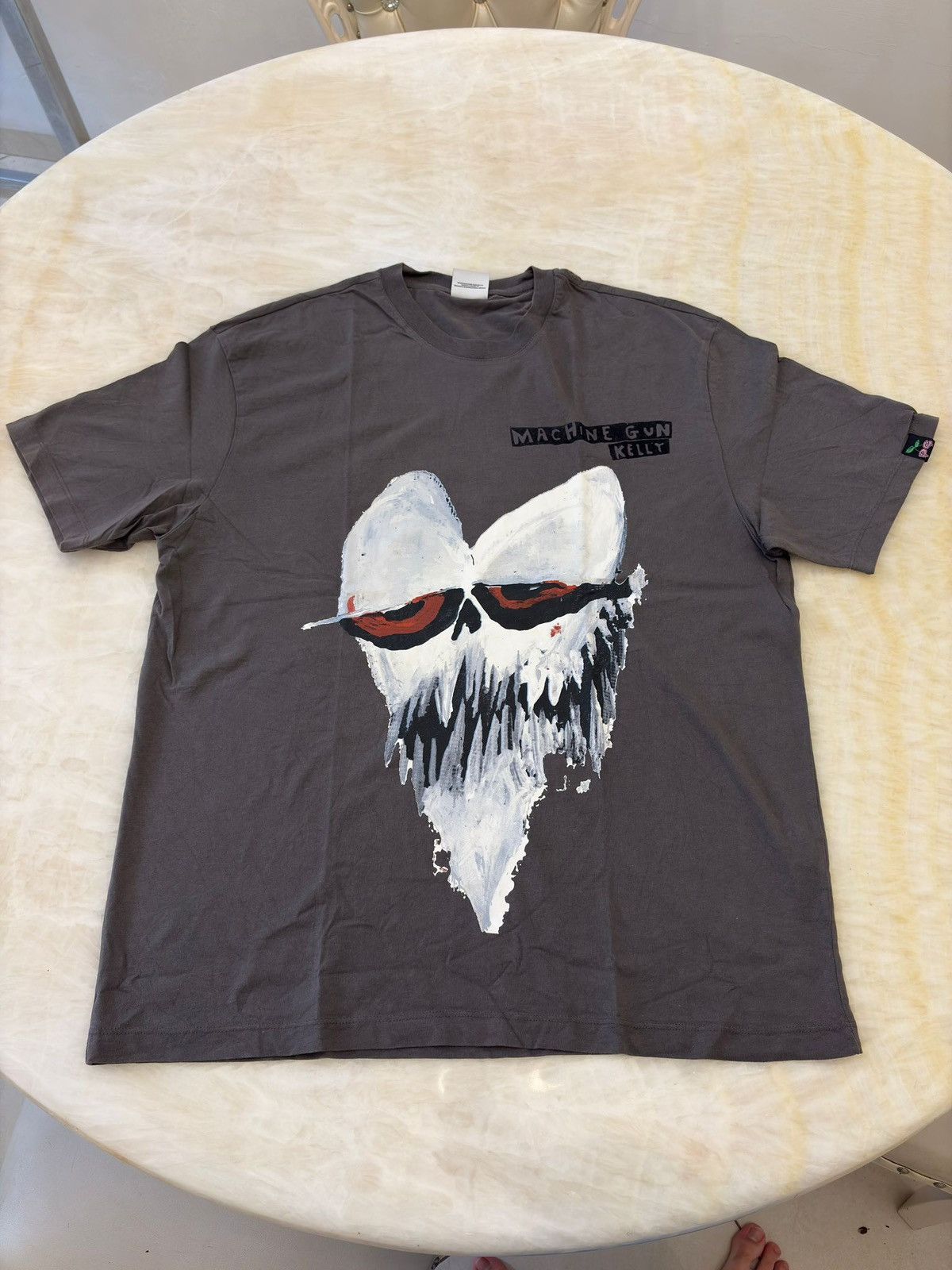 Bershka Bershka x machine gun kelly Ghost heart t shirt Size US L / EU 52-54 / 3 - 1 Thumbnail
