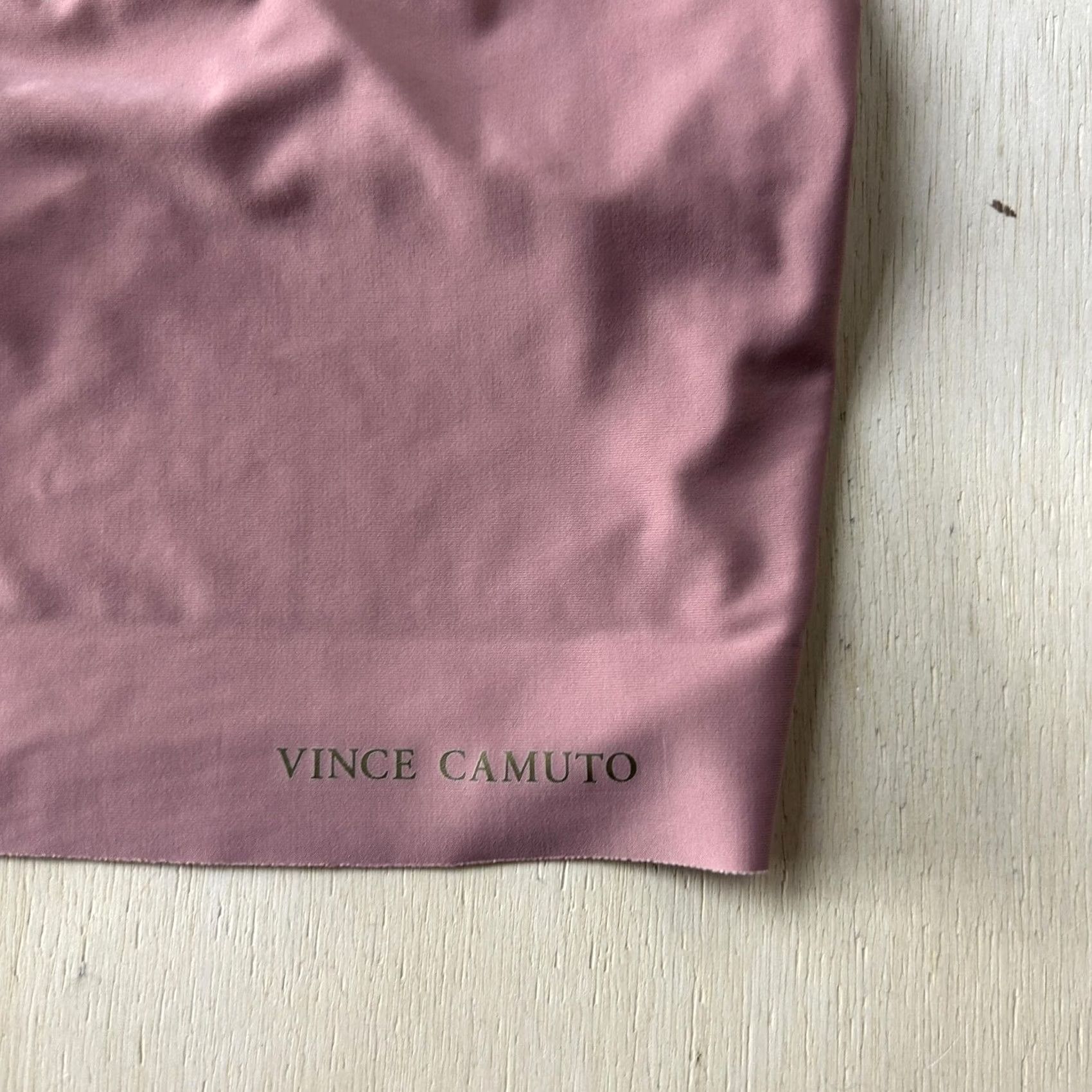 Vince Camuto Vince Camuto Bralette Womens Medium Pink Microfiber Wireless Adjustable Straps Size ONE SIZE - 2 Thumbnail