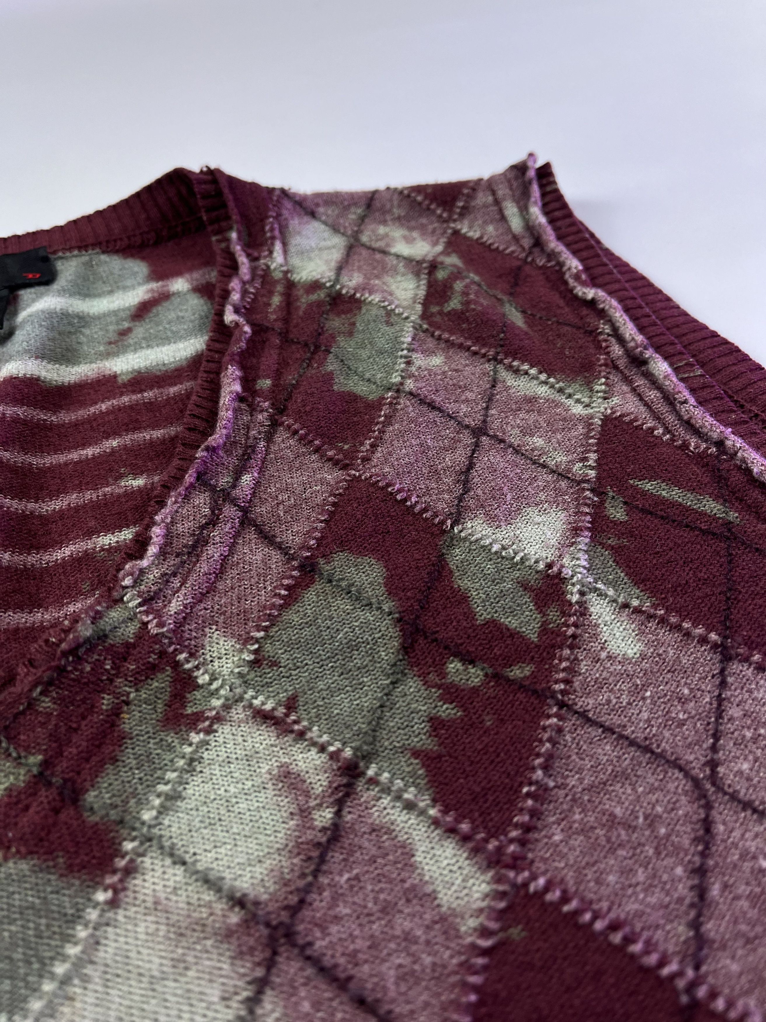 Diesel VTG DIESEL Faded Geometric Patterns Gradient Wool Vest Size US M / EU 48-50 / 2 - 5 Thumbnail