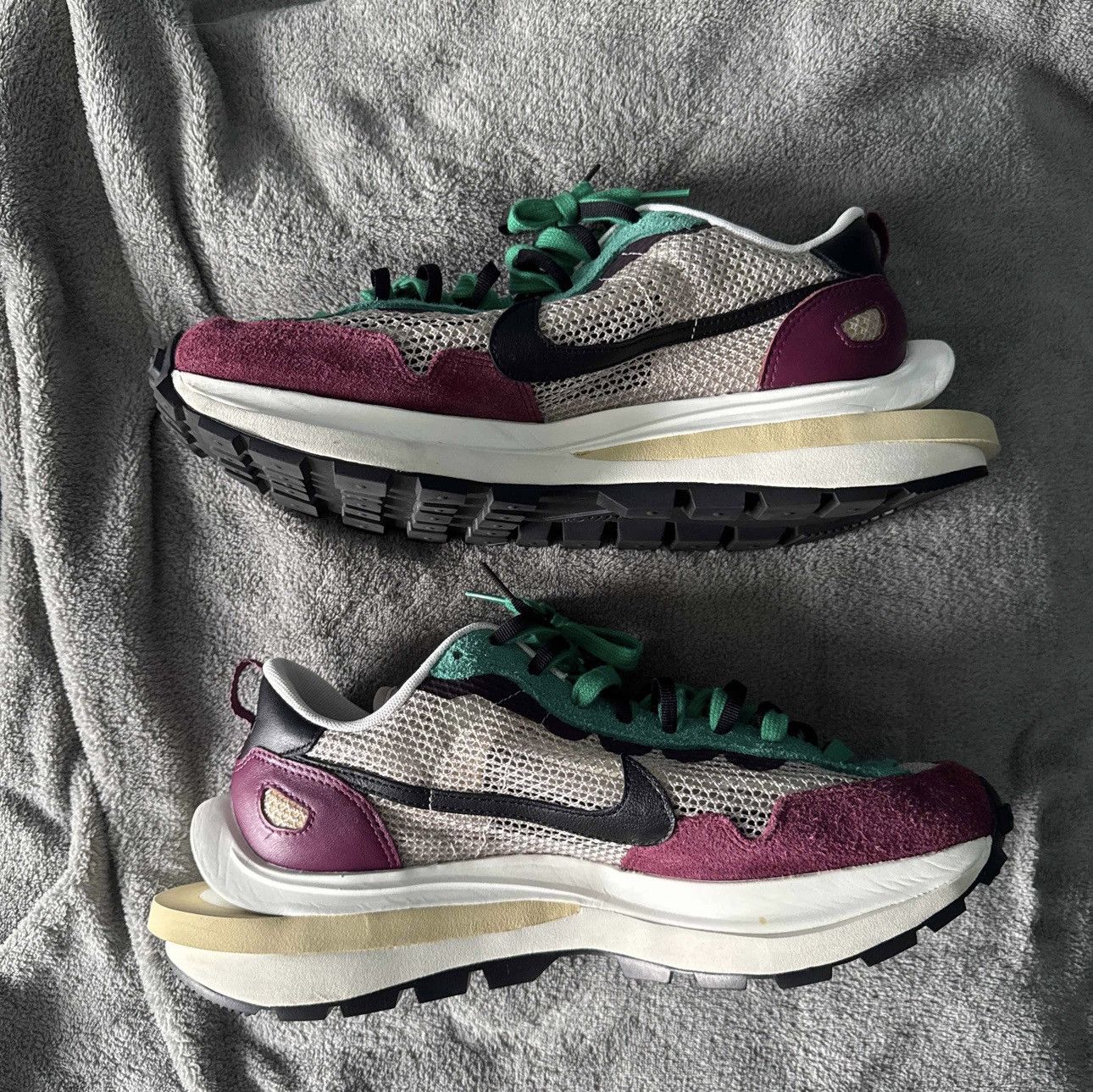 Nike × Sacai Nike Sacai Vaporwaffle Villan Red Size US 10.5 / EU 43-44 - 2 Thumbnail
